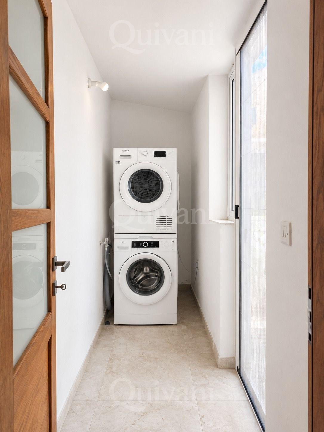 Furnished Elevated Maisonette