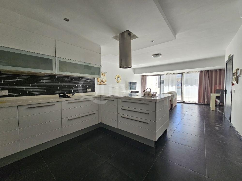 St Julians Furnished Apartment + Terraces
