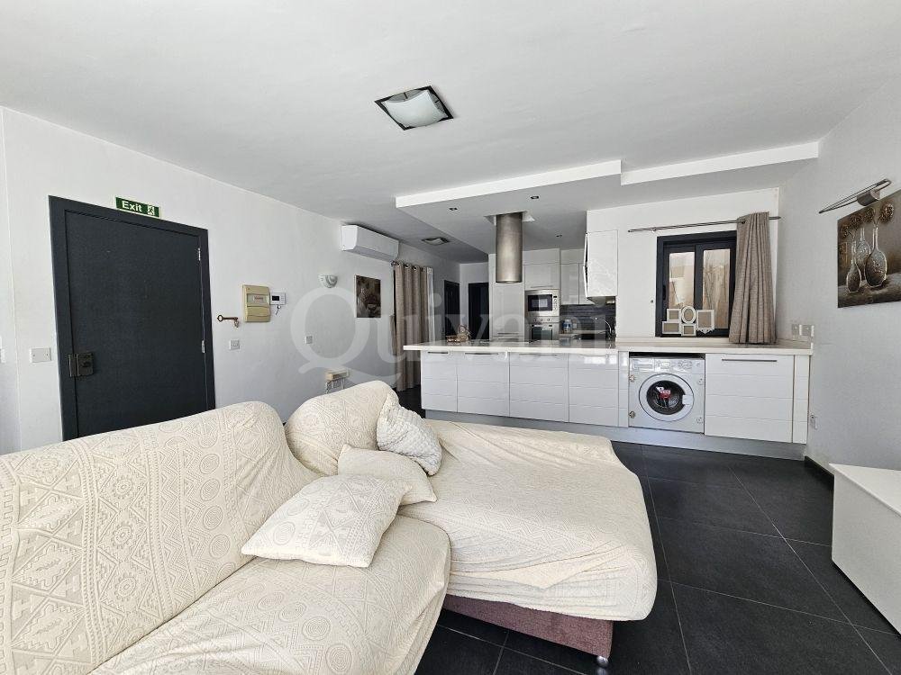 St Julians Furnished Apartment + Terraces