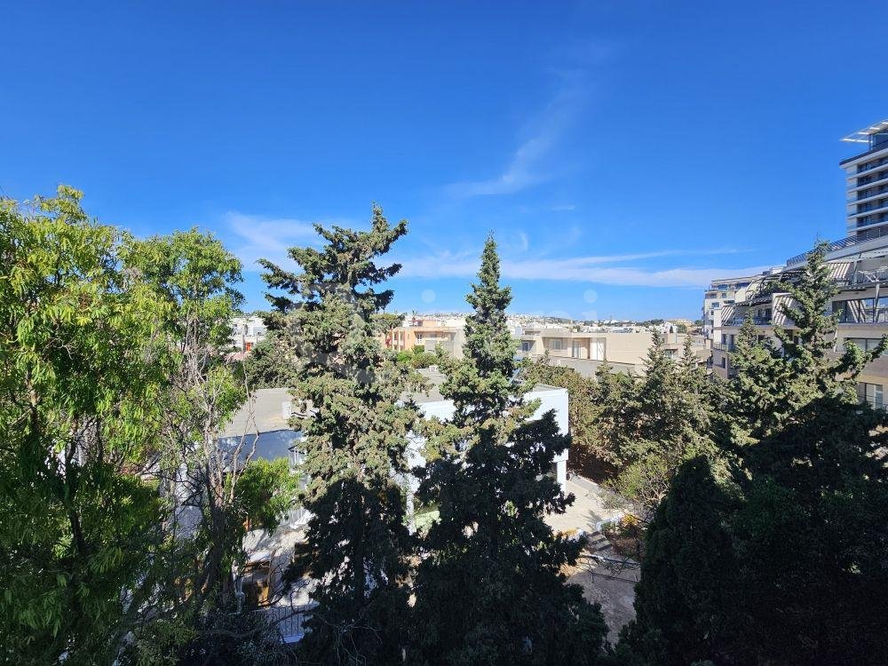St Julians Furnished Apartment + Terraces