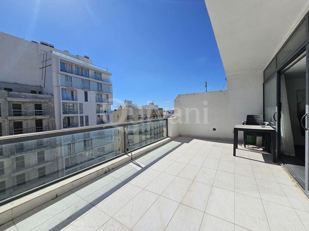 St Julians Furnished Apartment + Terraces