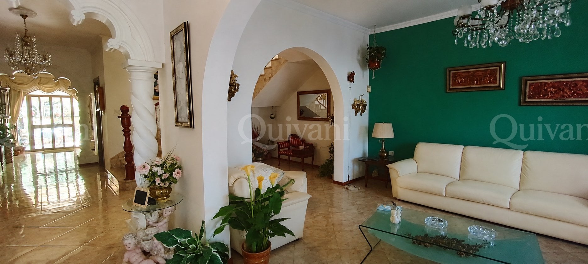 Fgura Terraced House + 1-Car Garage