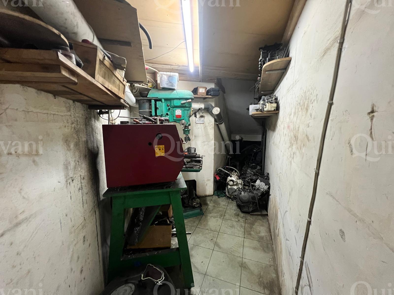 Furnished First Floor Maisonette with one car garage