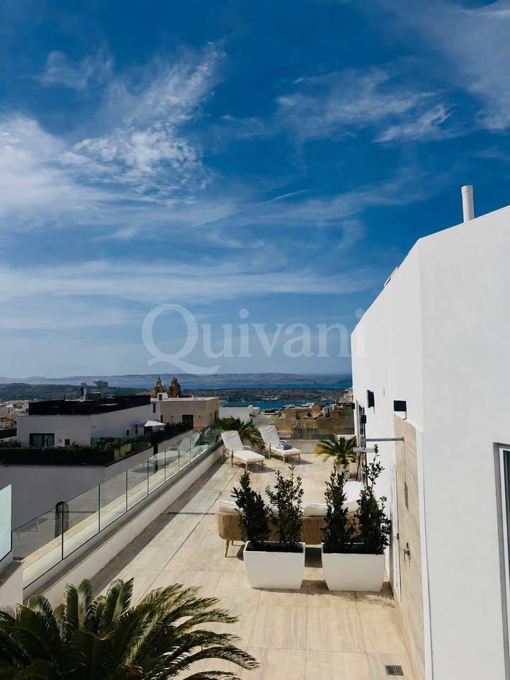 Mellieha, Penthouse