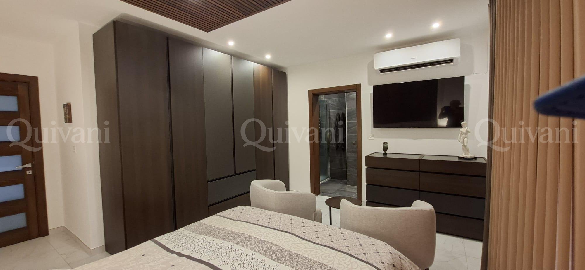 Southridge, Furnished, Apartment