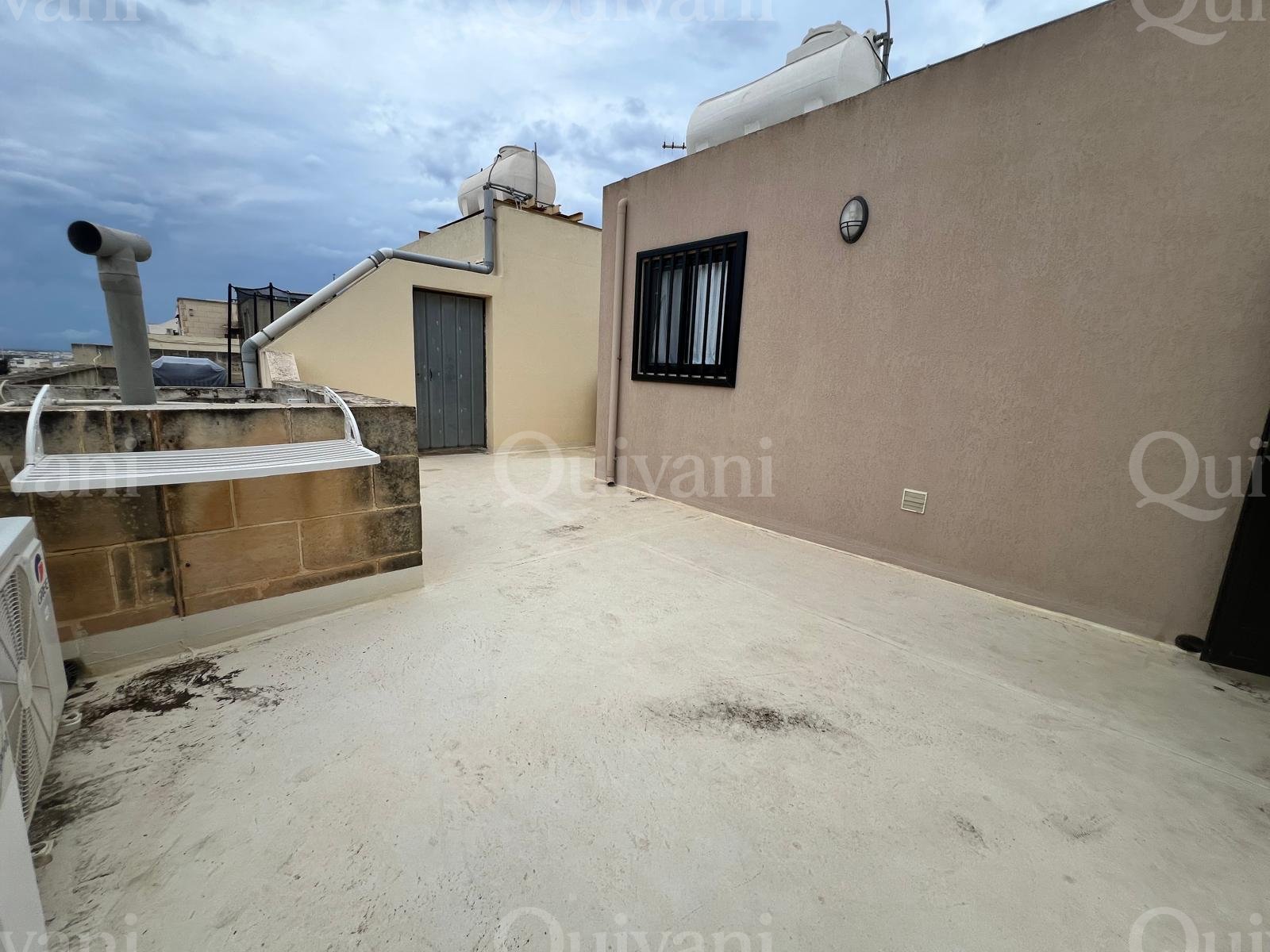 Furnished Second Floor Corner apartment with Garage