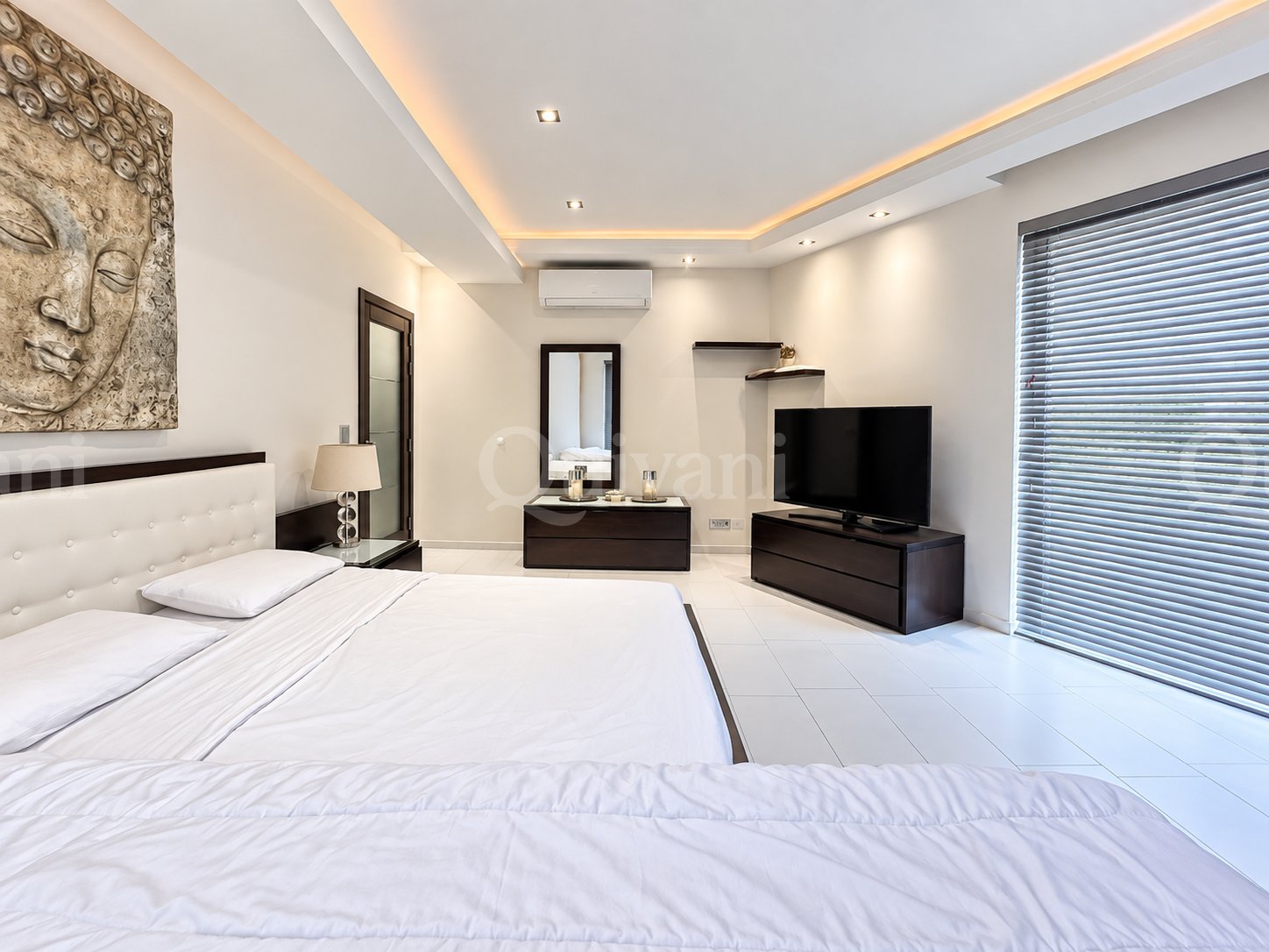 Furnished Second Floor Corner apartment with Garage