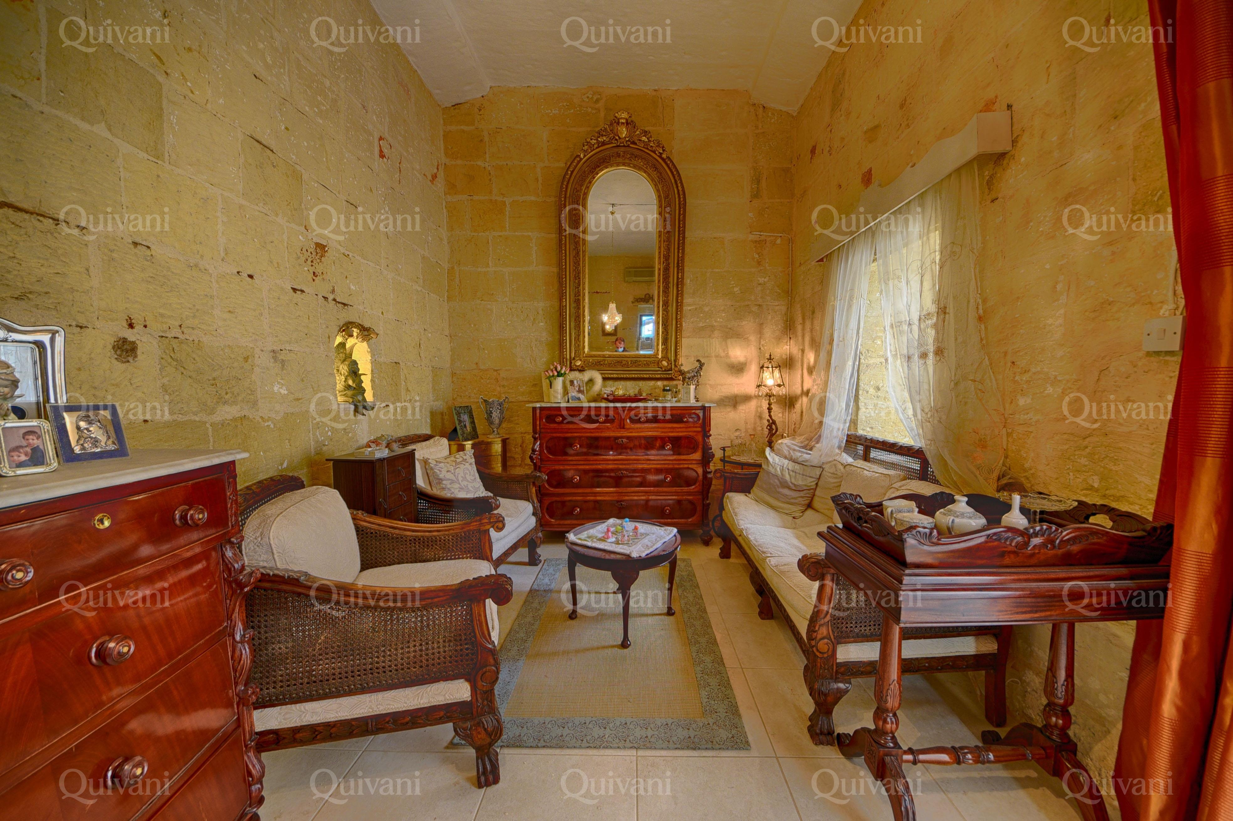 Zurrieq, Converted House of Character