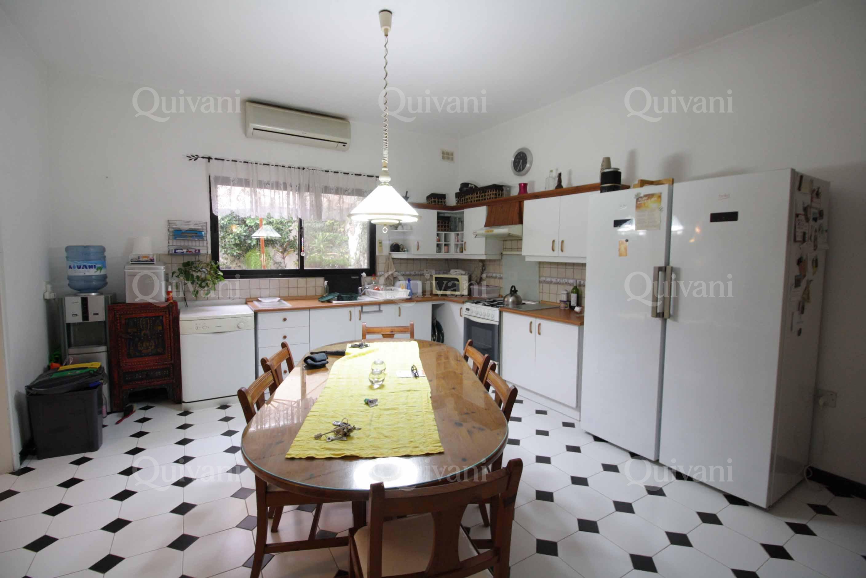 Birzebbugia, Furnished Bungalow