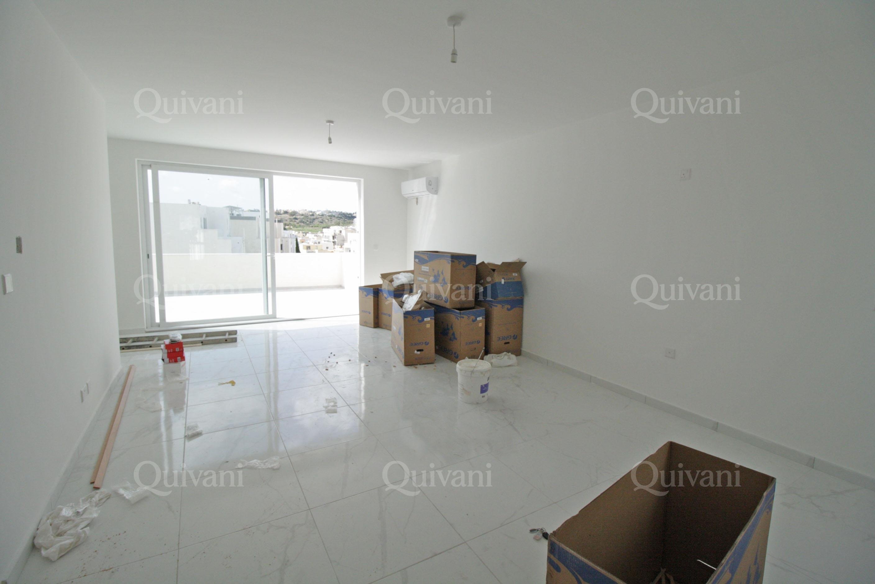 Swieqi, Furnished Penthouse