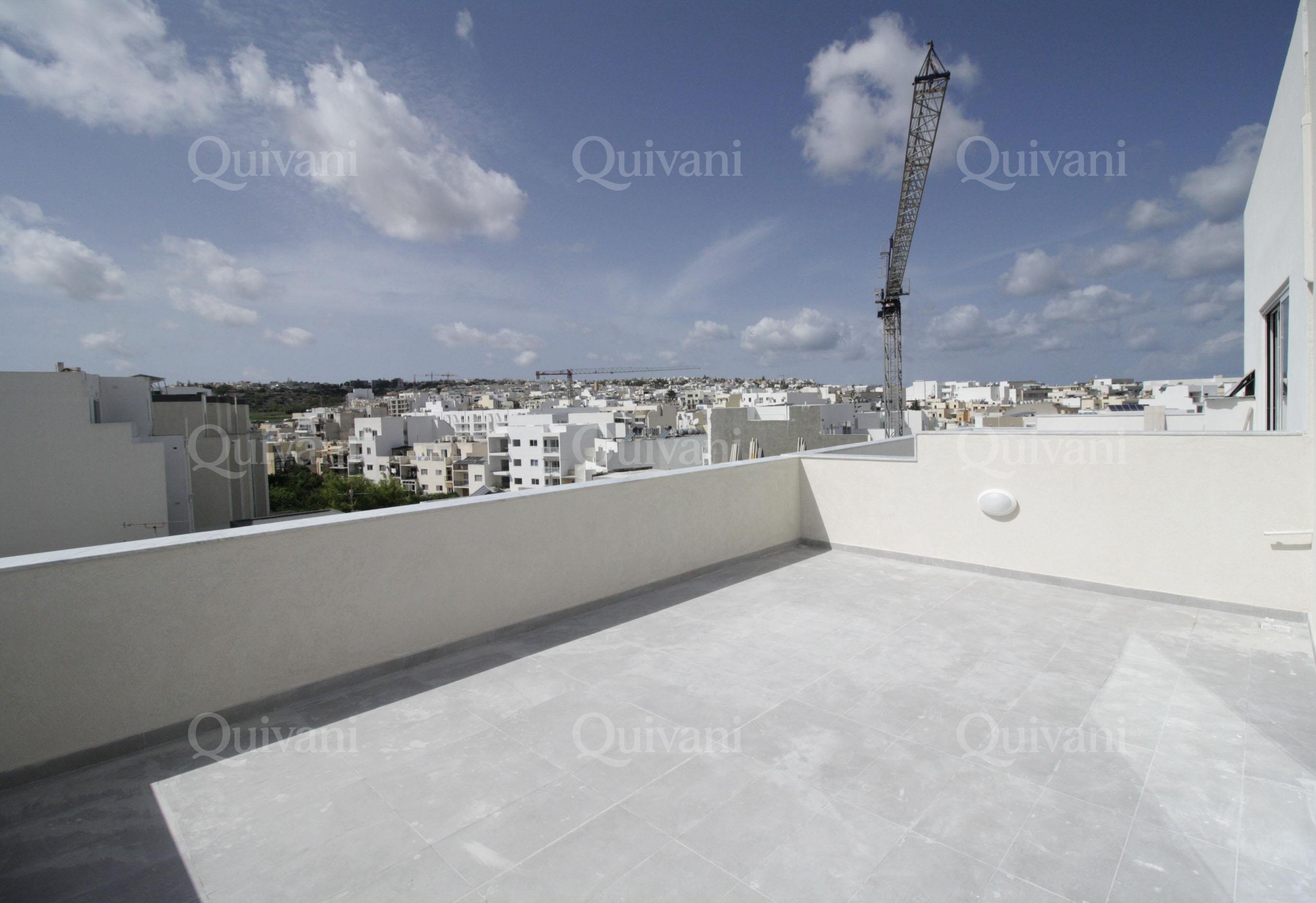Swieqi, Furnished Penthouse