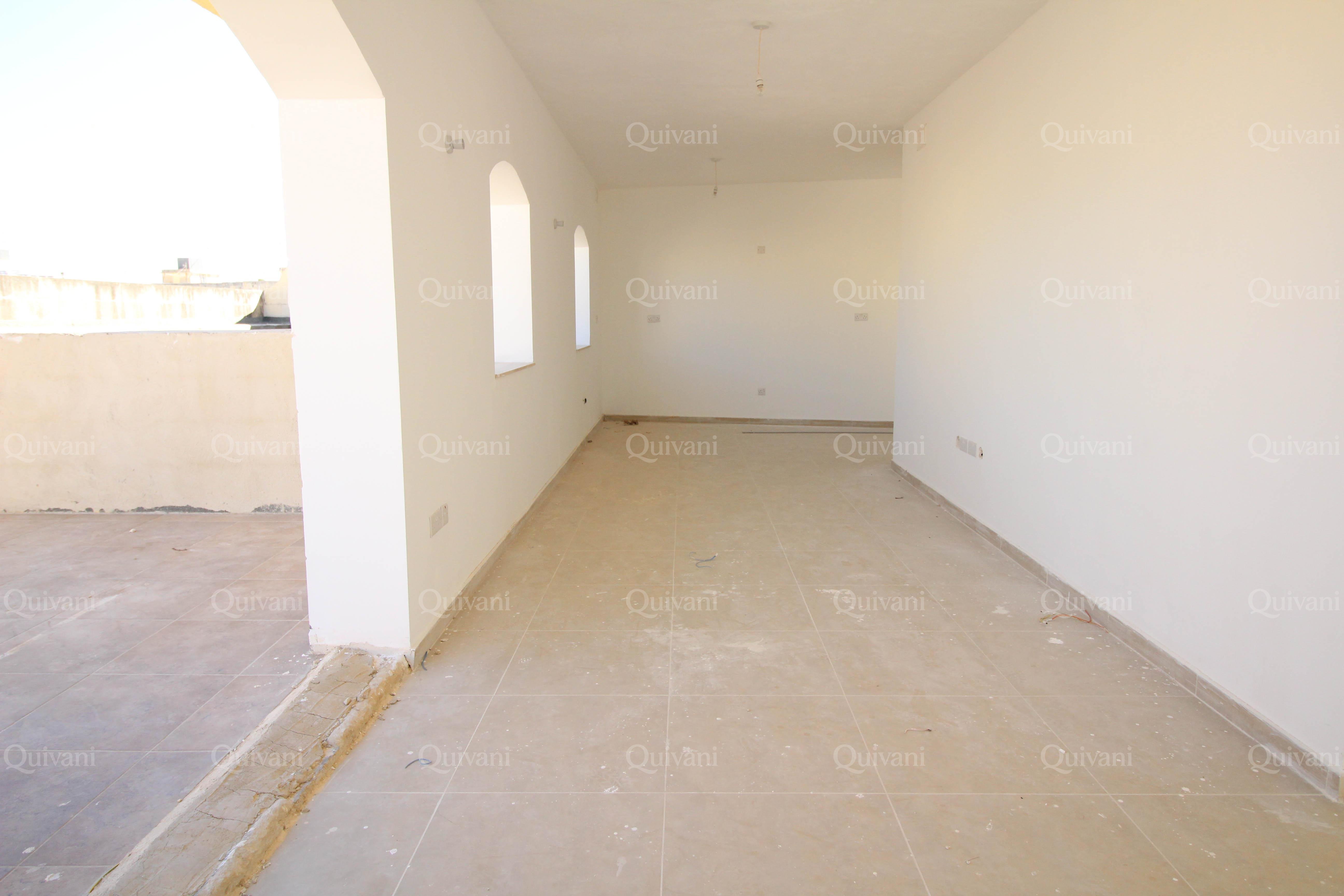 Siggiewi, Furnished Penthouse