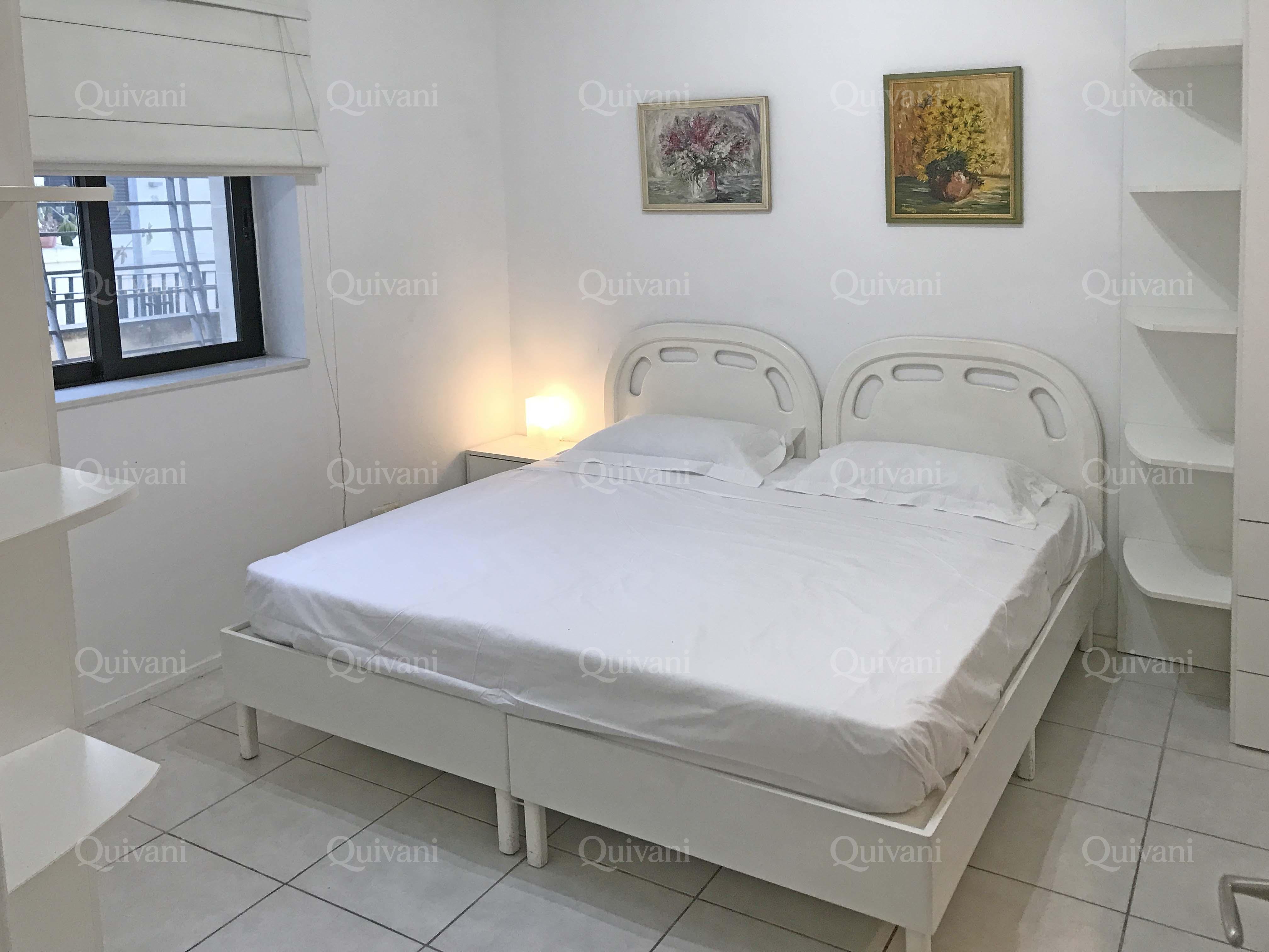 Pembroke, Furnished Maisonette