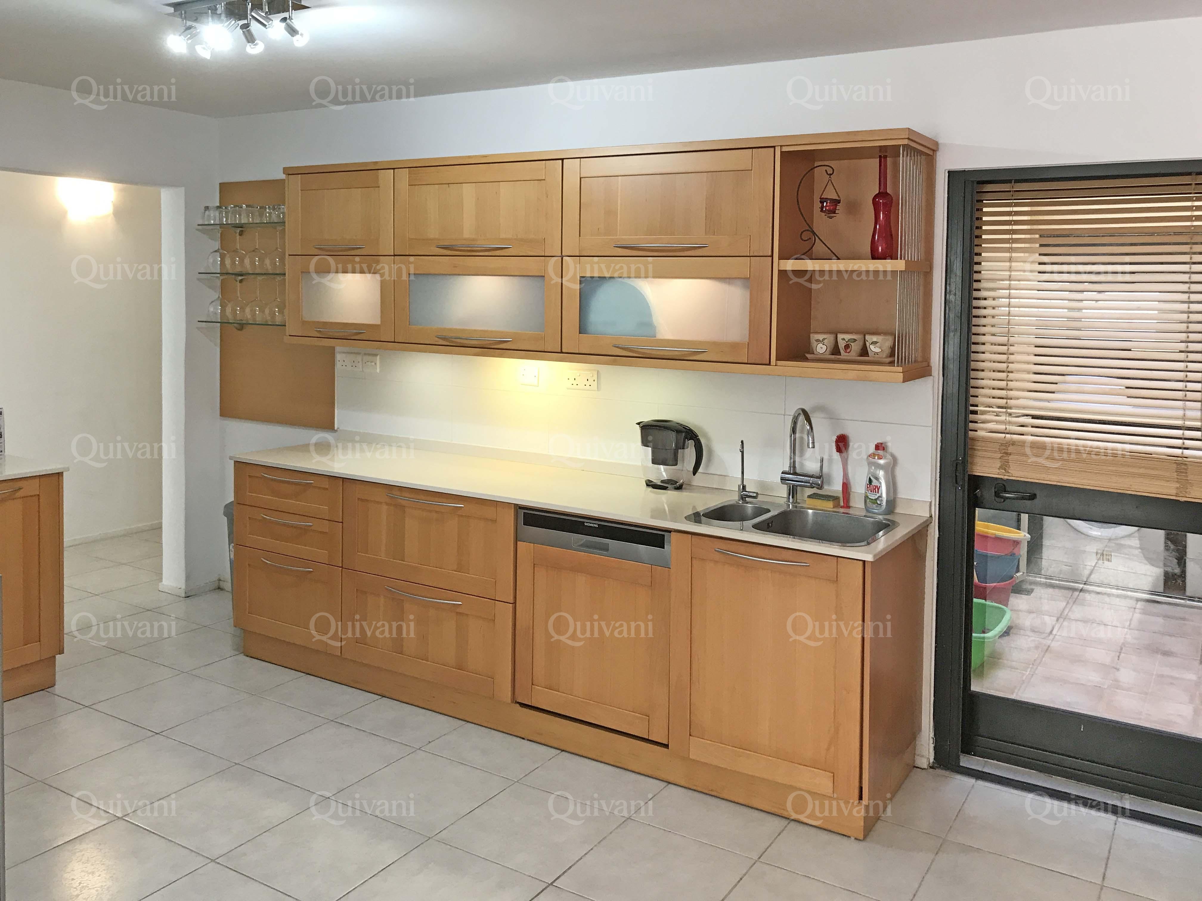 Pembroke, Furnished Maisonette