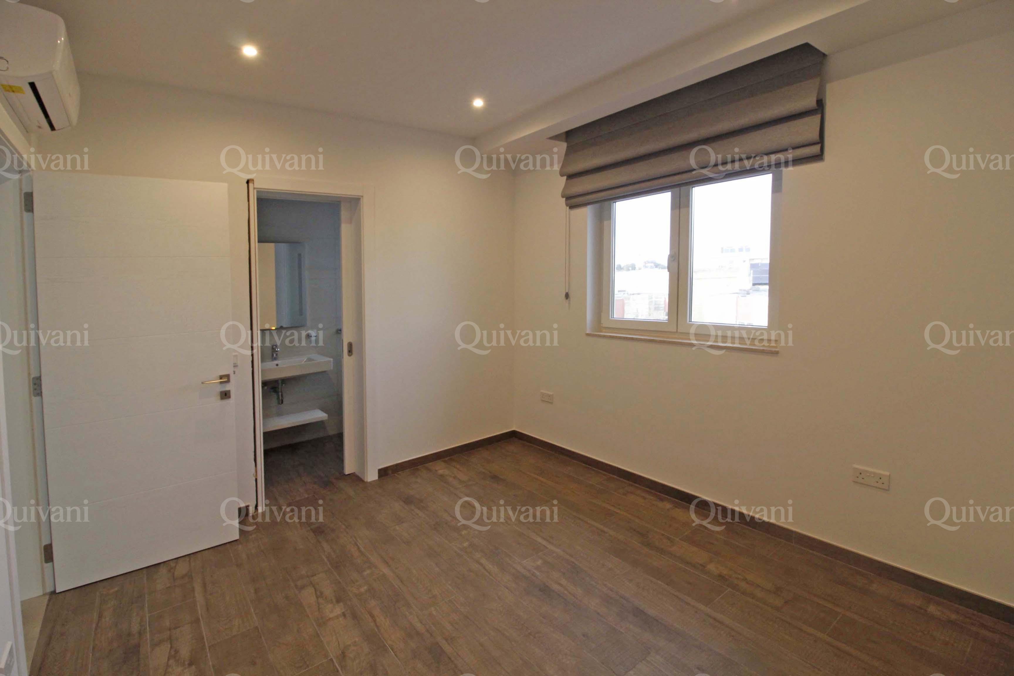 Bahar ic-Caghaq, Furnished Semi-detached Villa