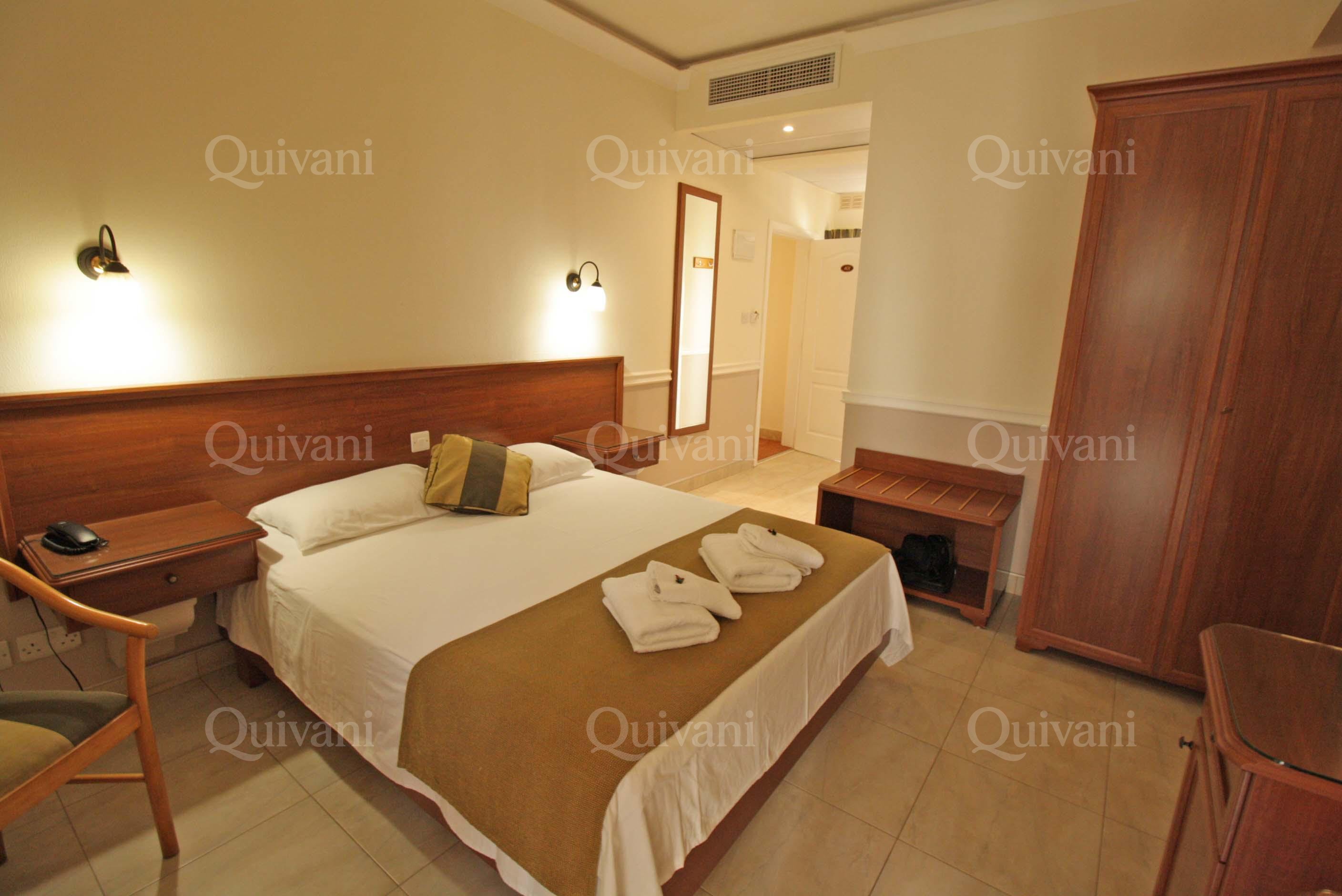 Qawra, Furnished Apartment