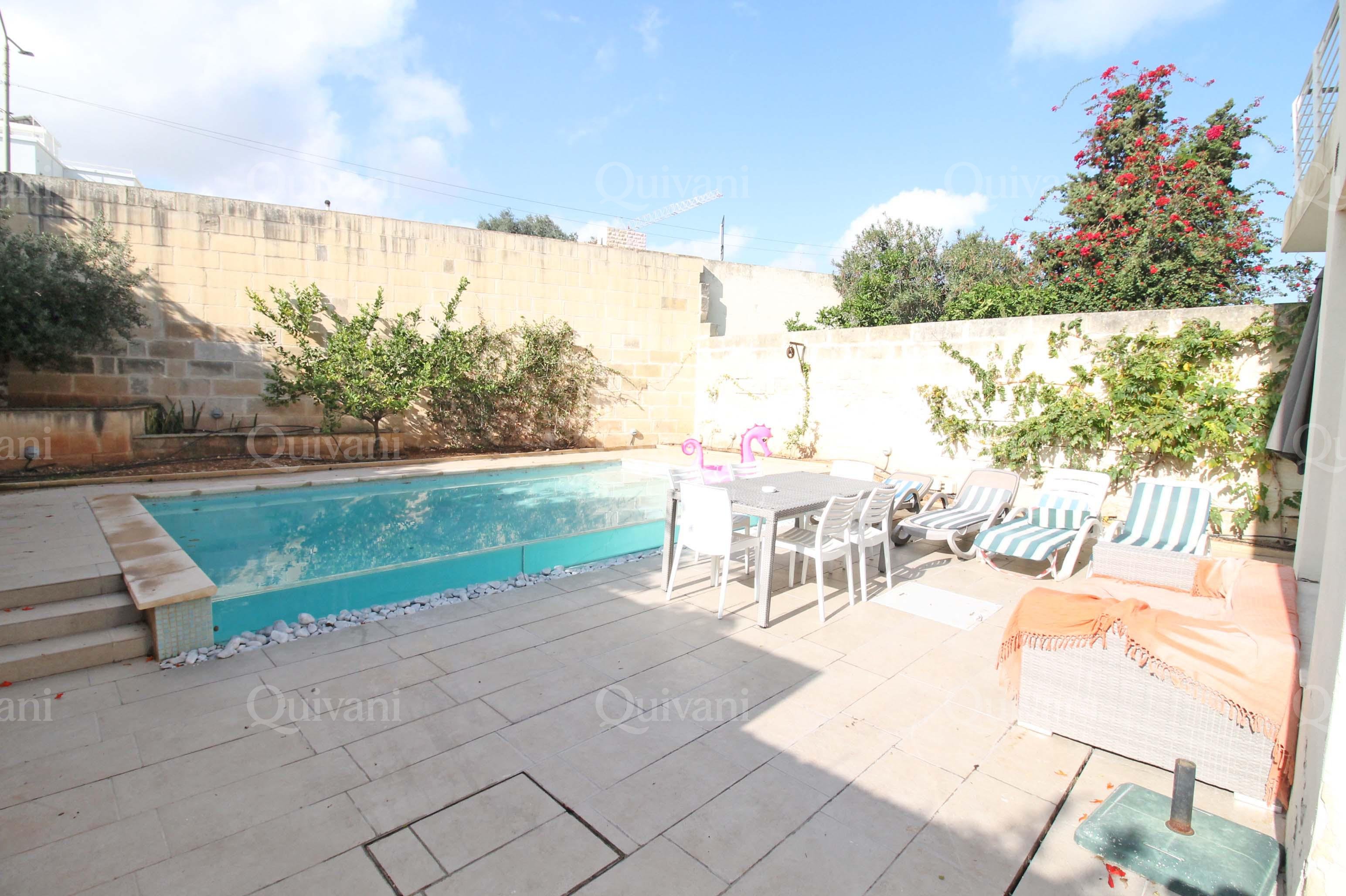 St Julians, Furnished Villa