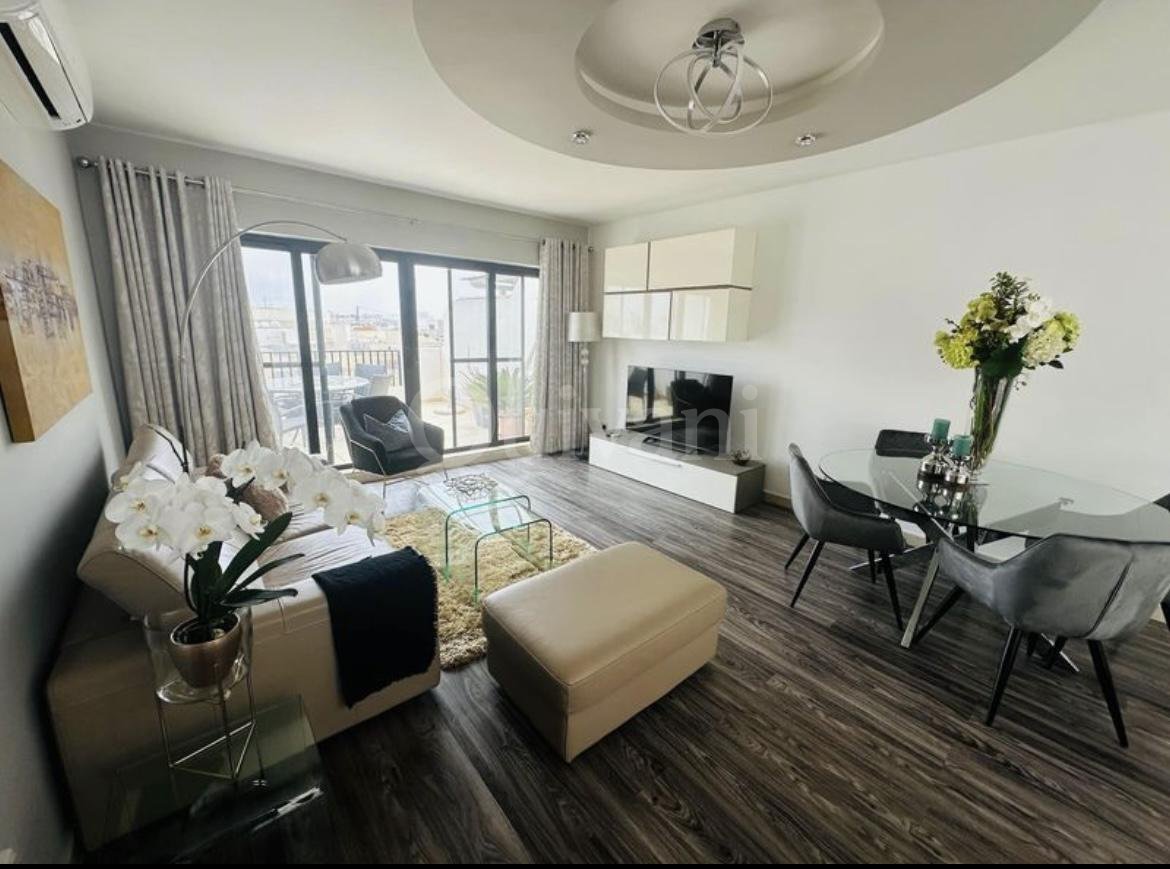 Sliema, Furnished Penthouse