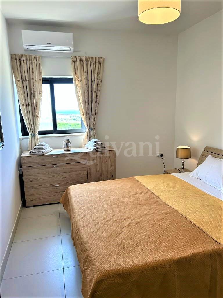 Pembroke, Furnished Apartment