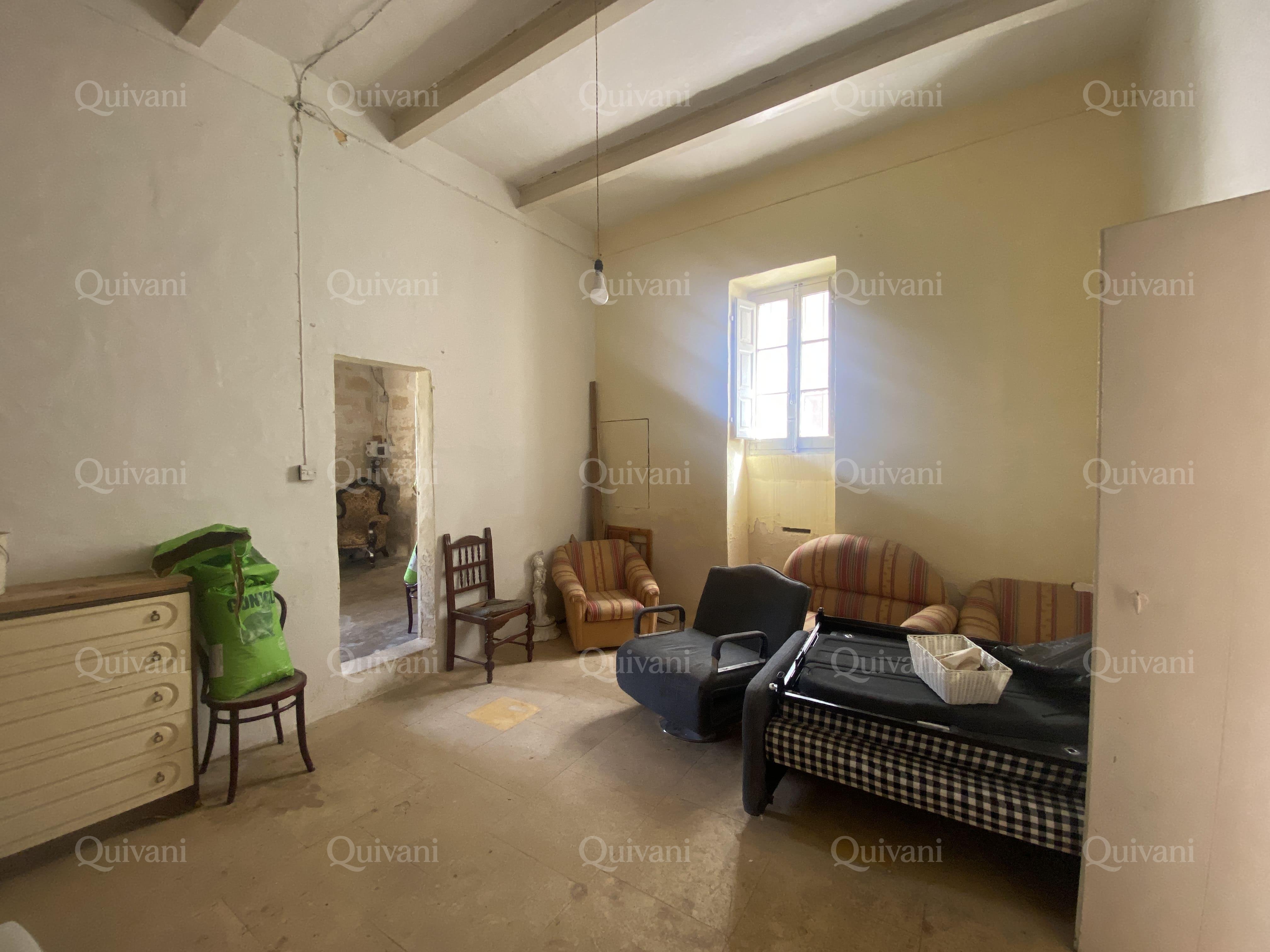 Zejtun, Unconverted Farmhouse