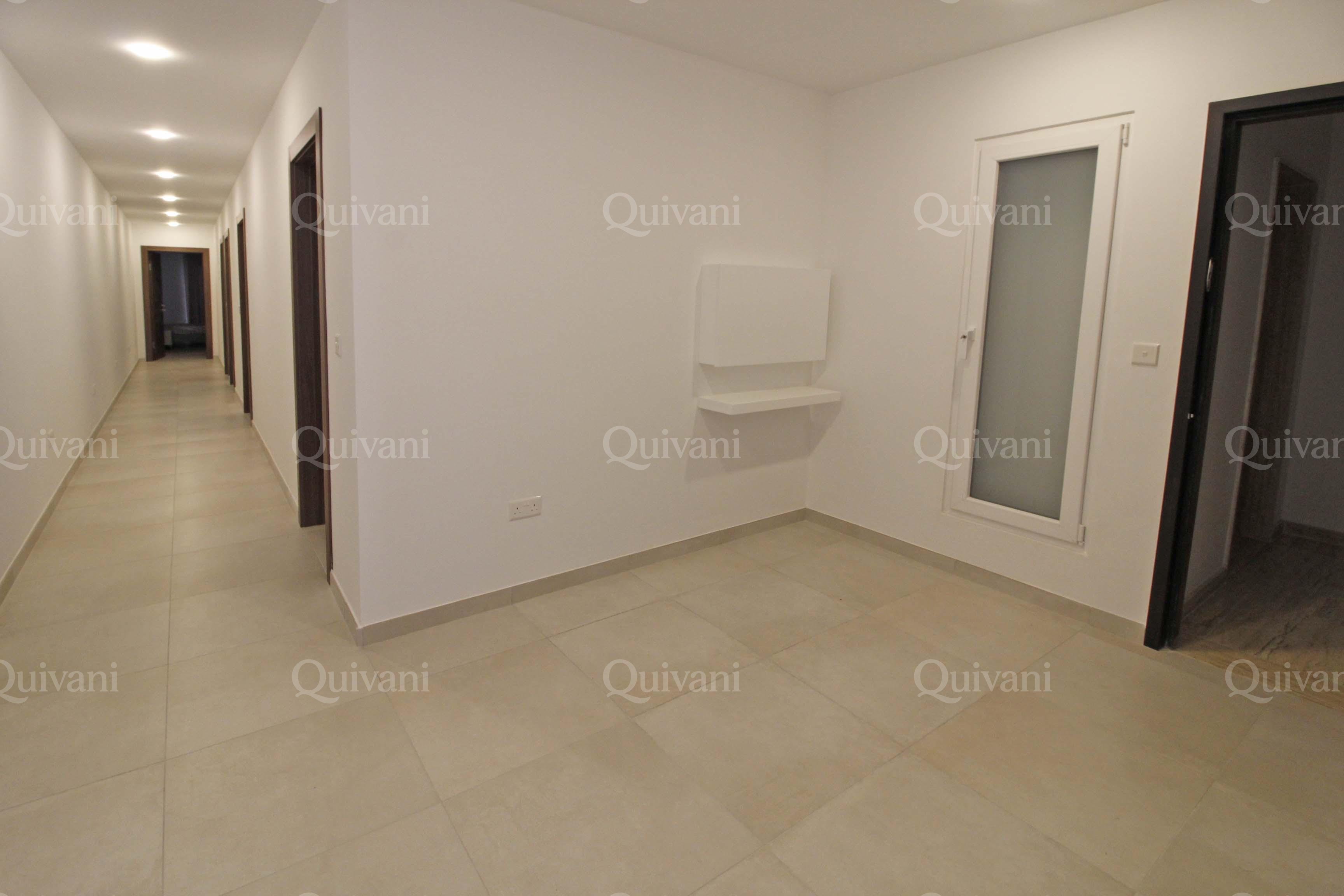 Swieqi, Furnished Penthouse