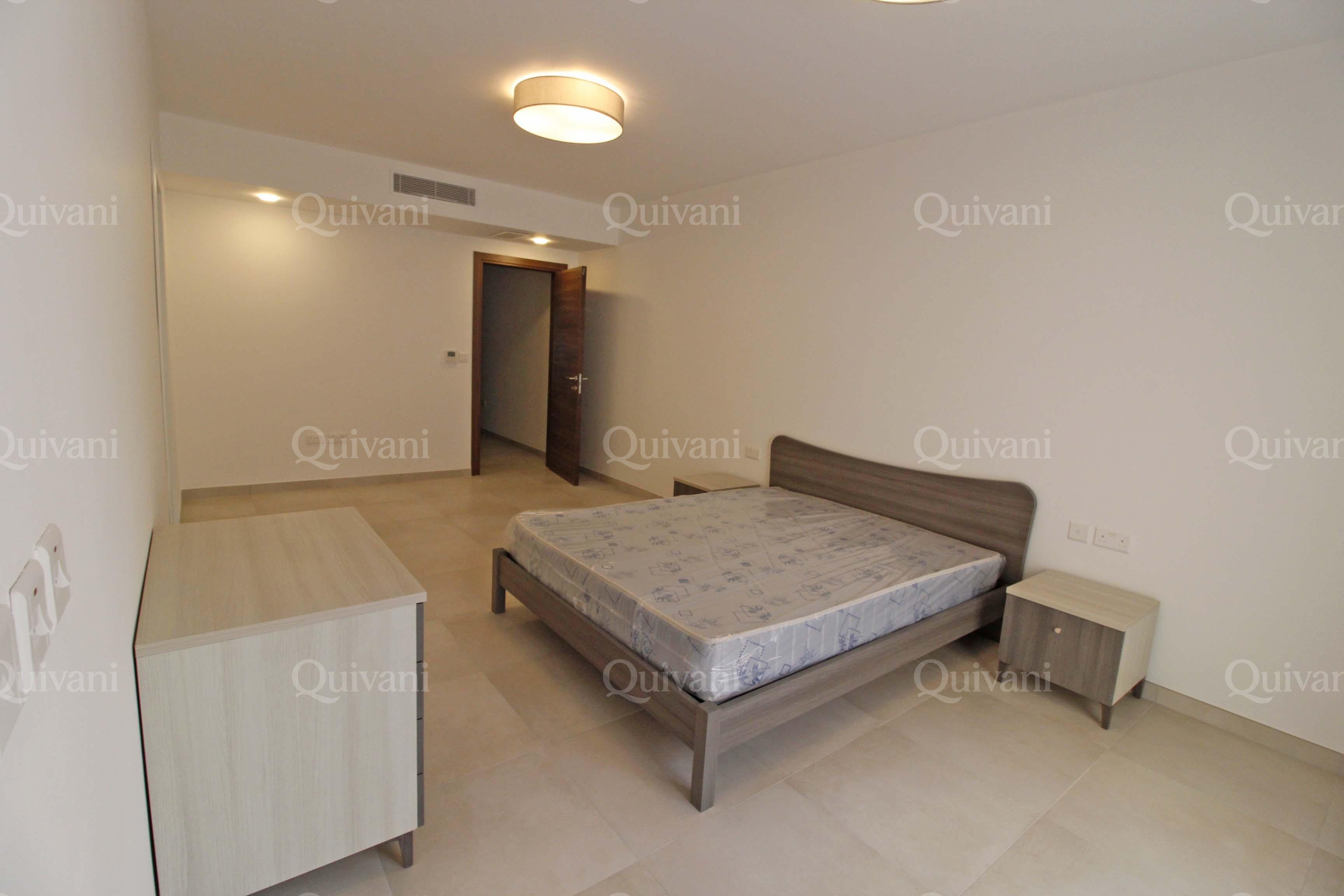 Swieqi, Furnished Penthouse