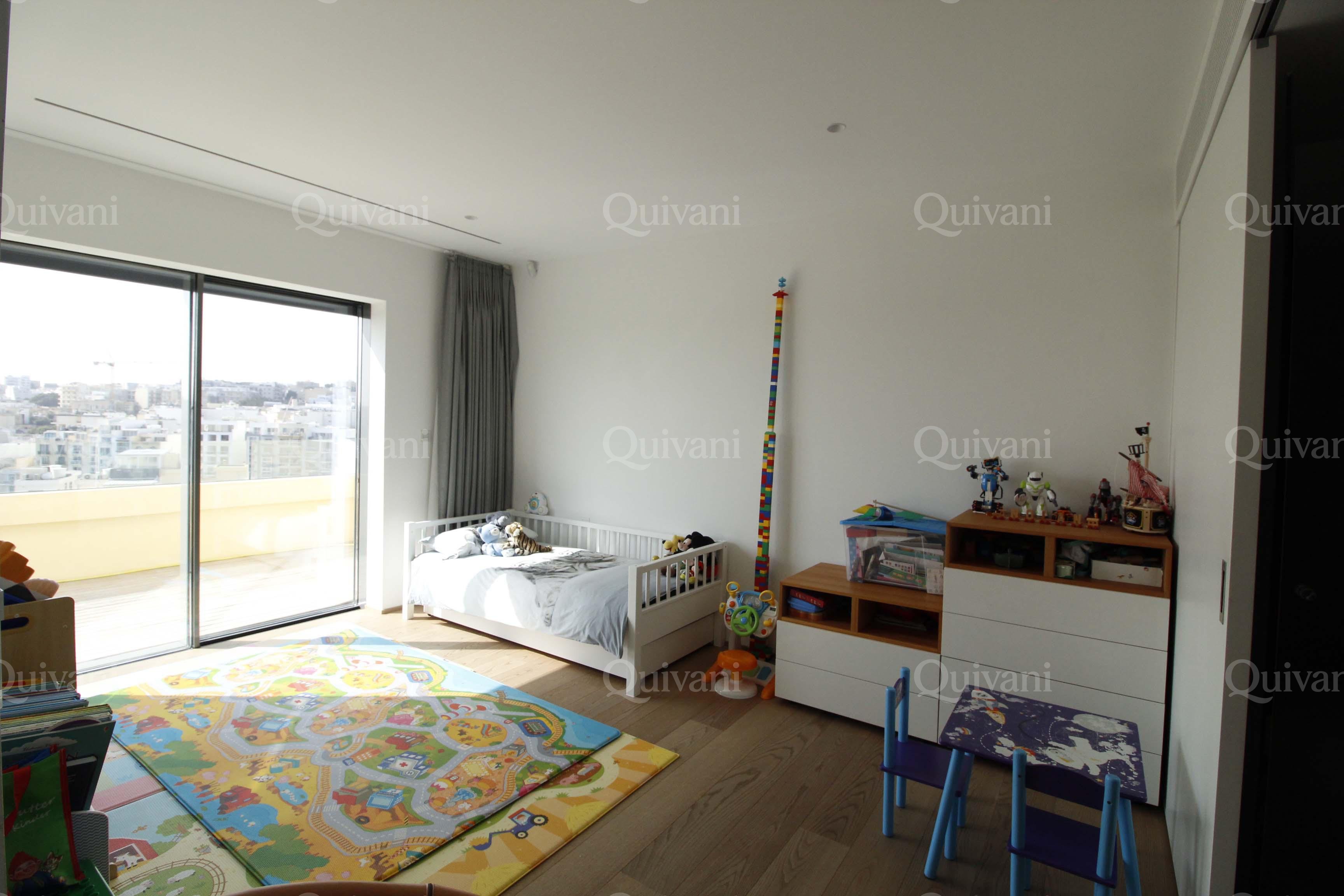 Portomaso, Finished Penthouse