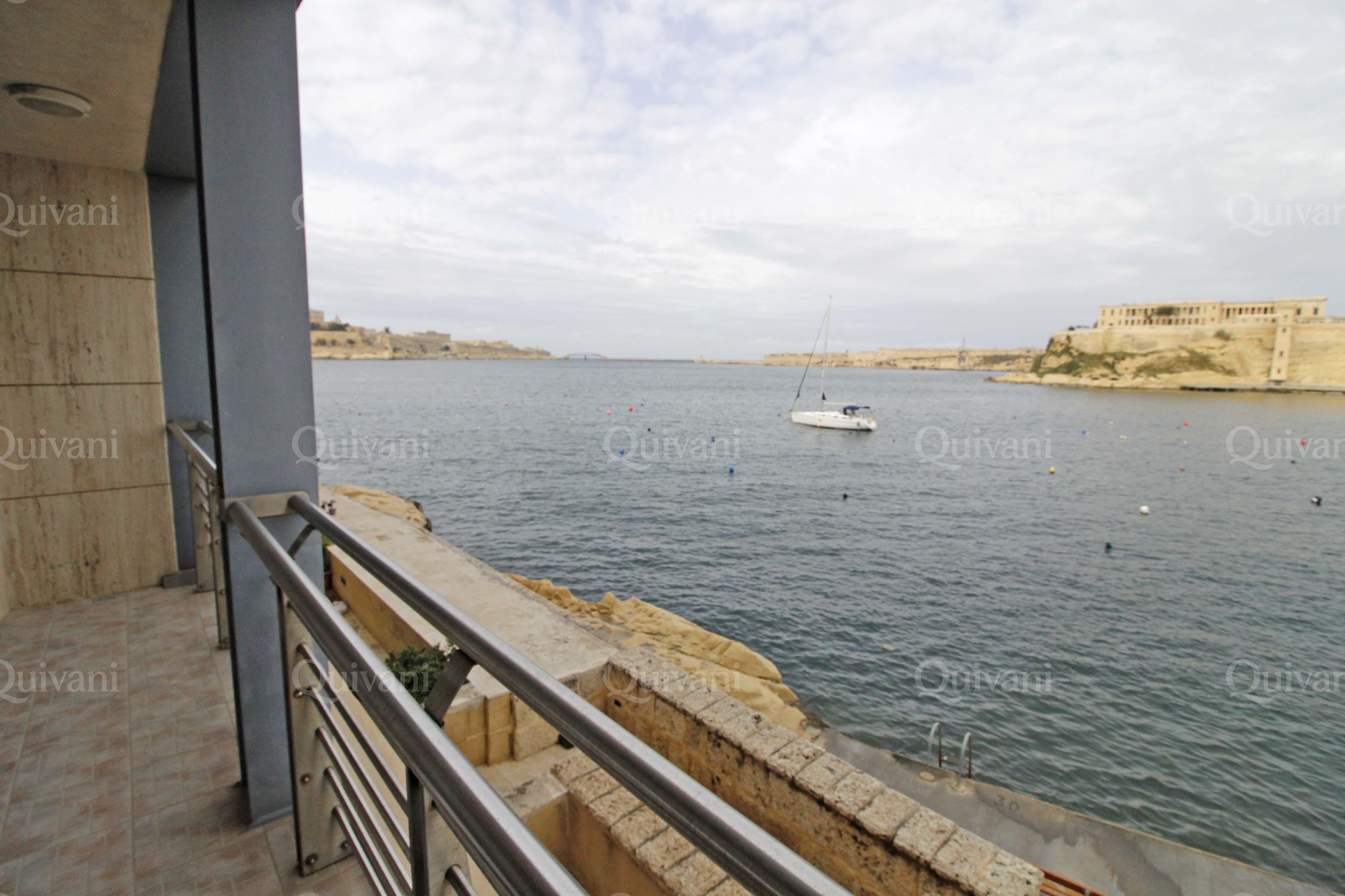 St. Angelo Mansions, Furnished Apartment