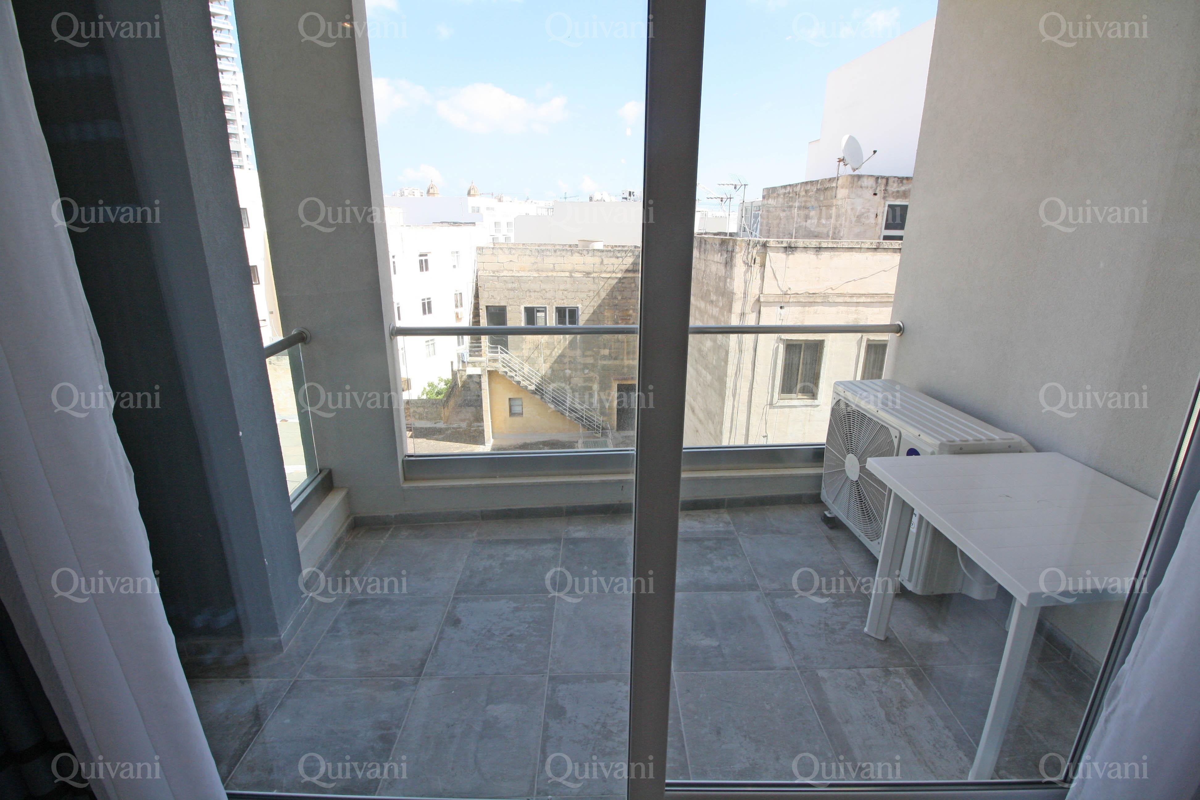 Gzira, Furnished Apartment