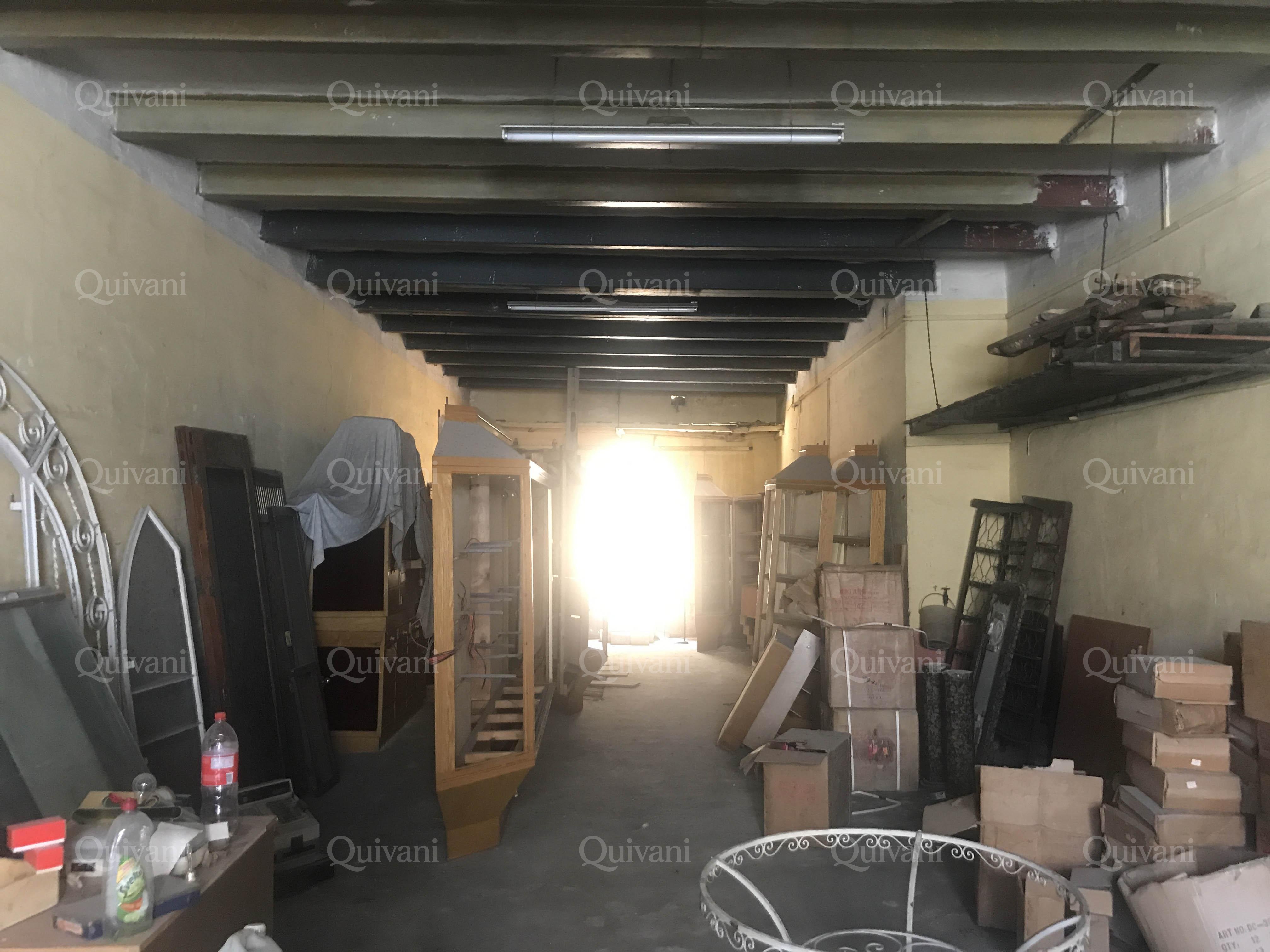 Qormi, Shell General Shop