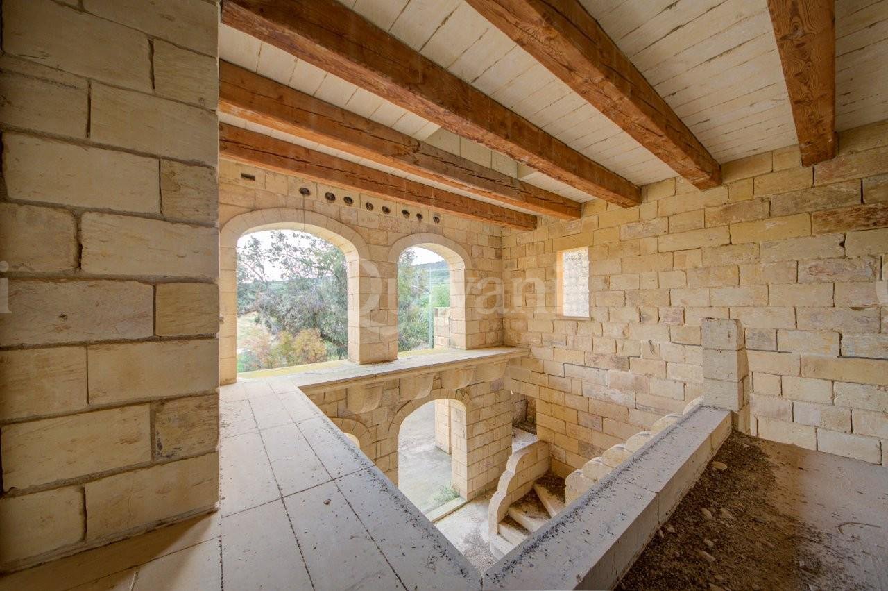 Mgarr, Unconverted House of Character