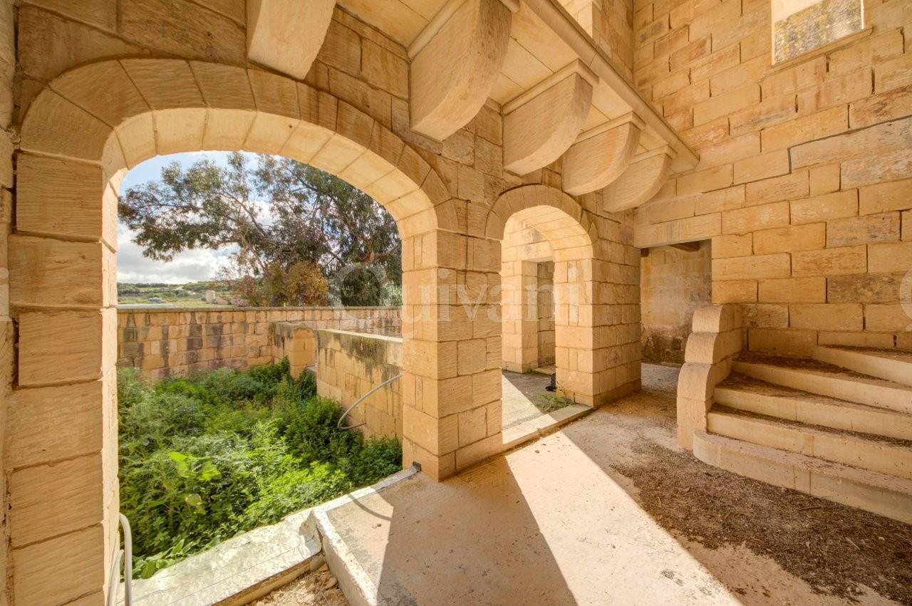 Mgarr, Unconverted House of Character