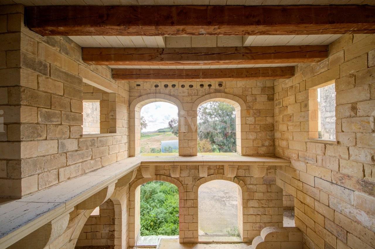 Mgarr, Unconverted House of Character