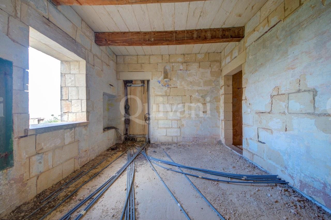 Mgarr, Unconverted House of Character
