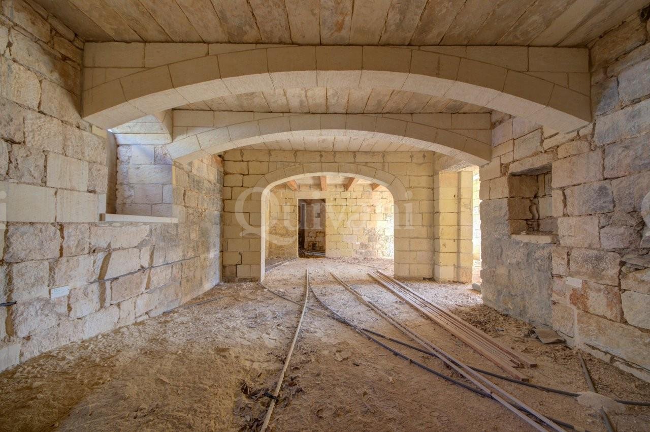 Mgarr, Unconverted House of Character