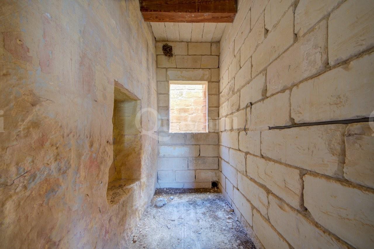 Mgarr, Unconverted House of Character