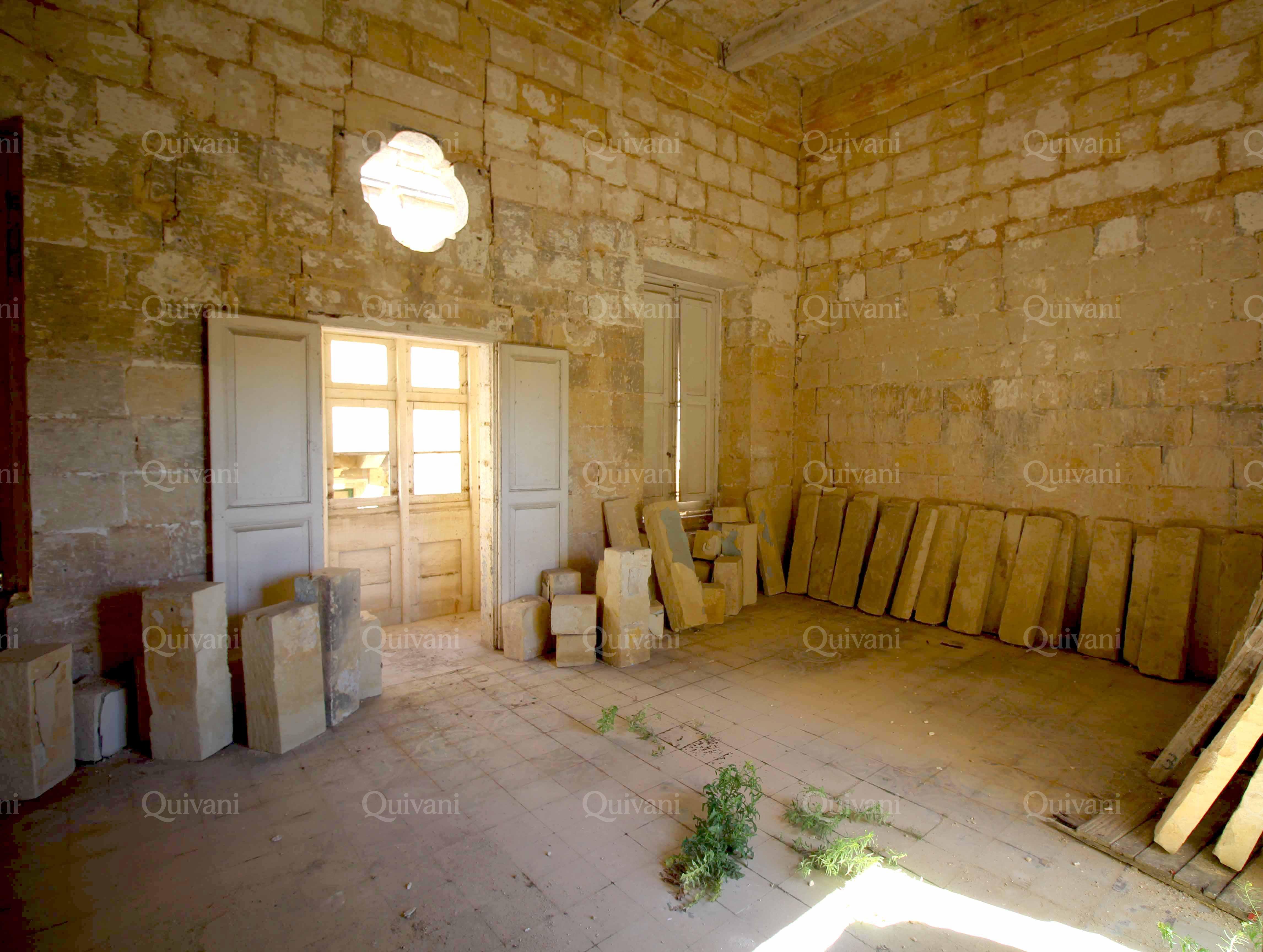 Senglea, Unconverted Palazzino