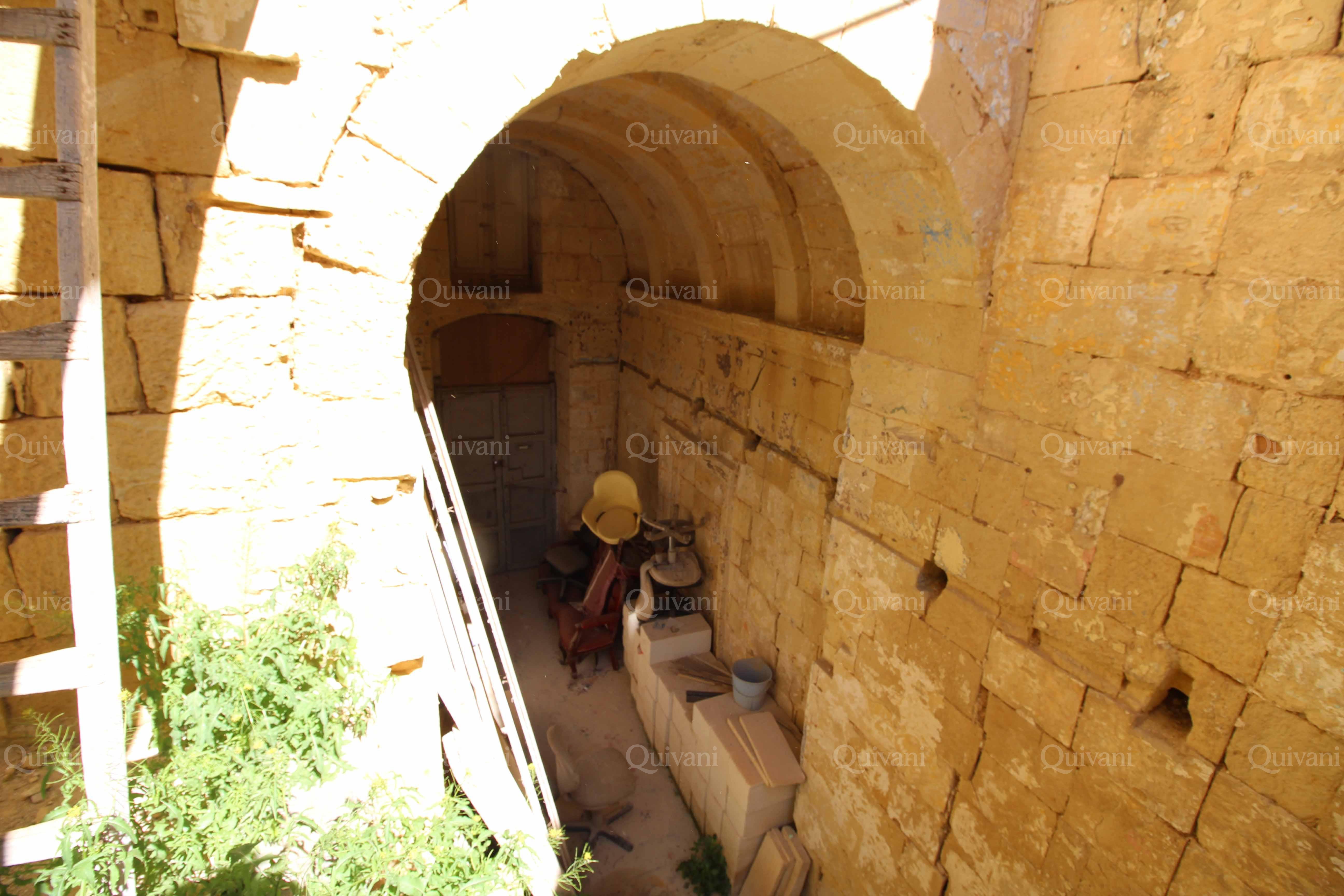 Senglea, Unconverted Palazzino
