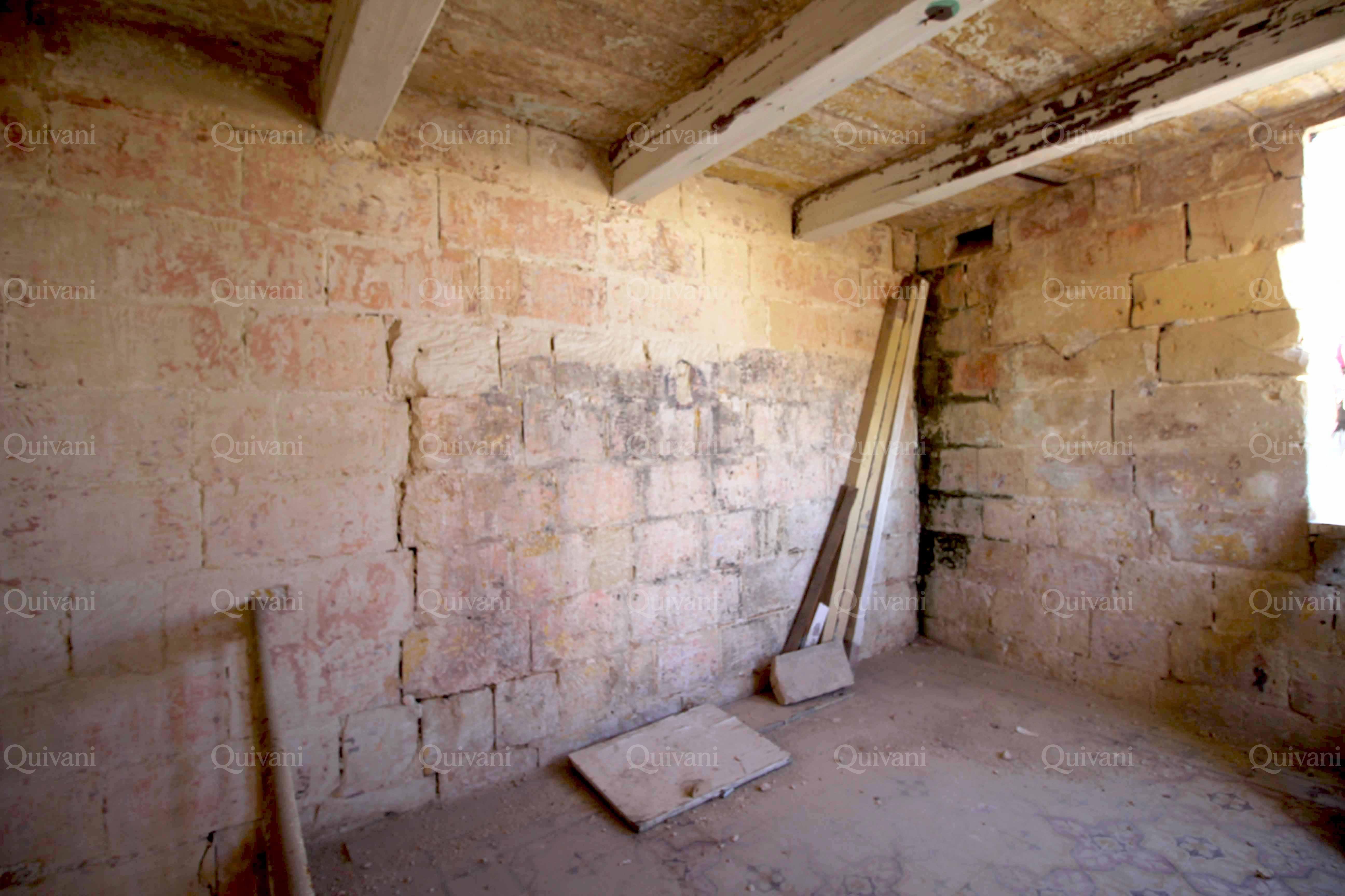 Senglea, Unconverted Palazzino