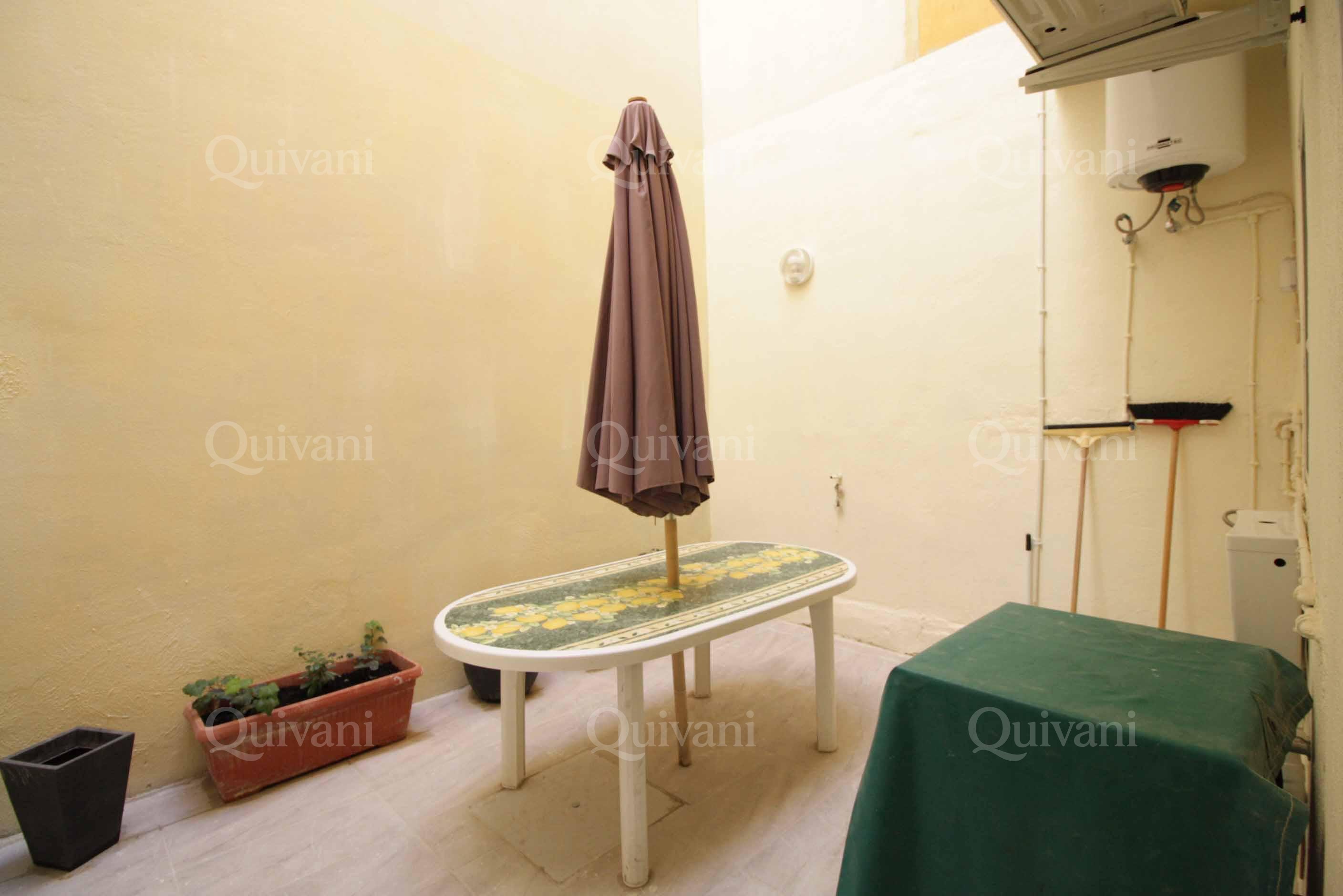 St Julians, Furnished Maisonette