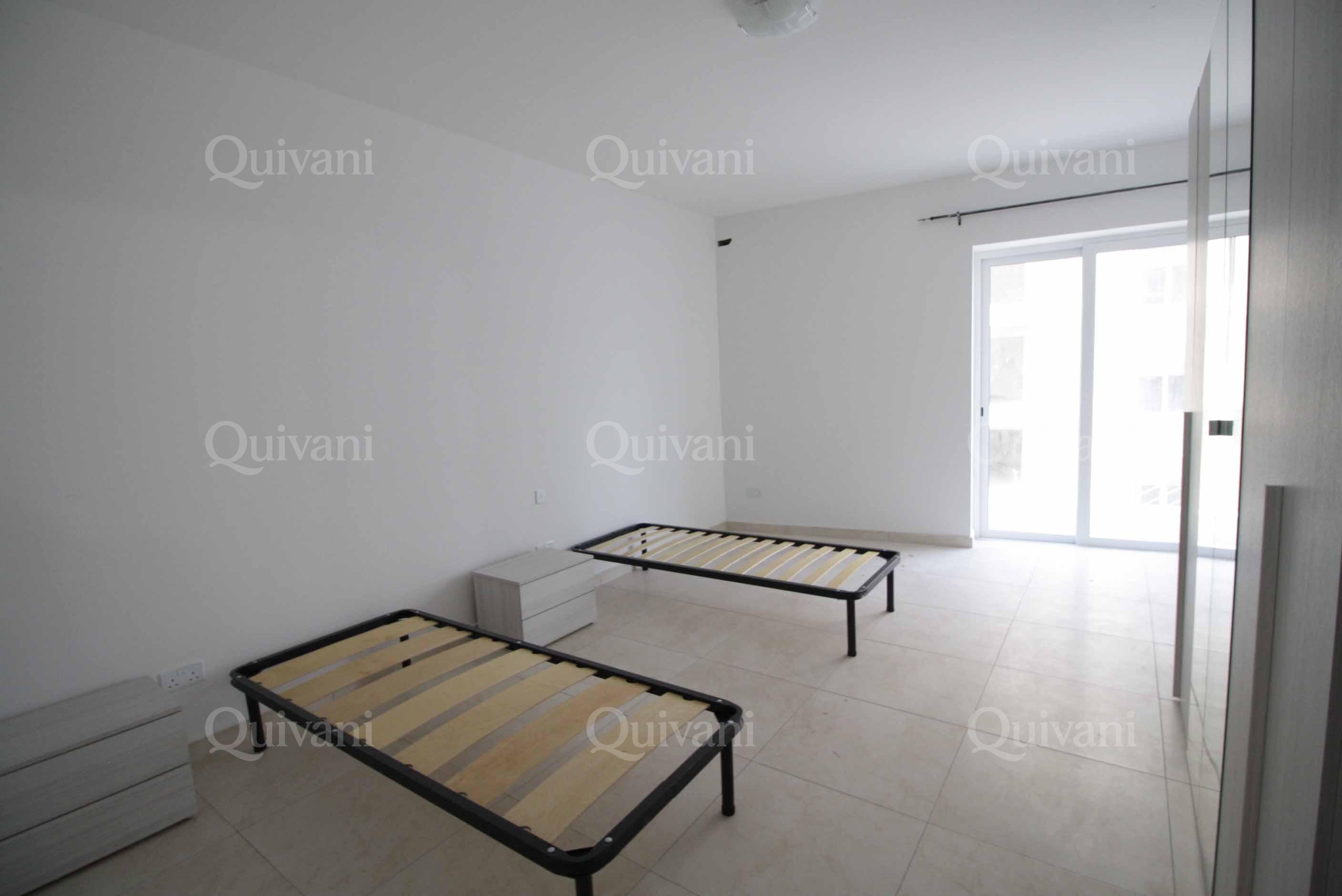 Qawra, Furnished Apartment