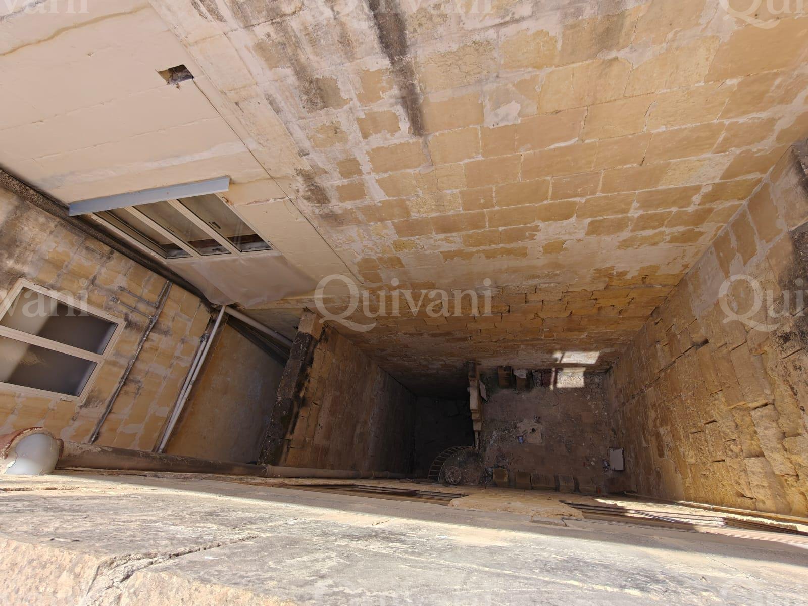 Vittoriosa Converted Townhouse