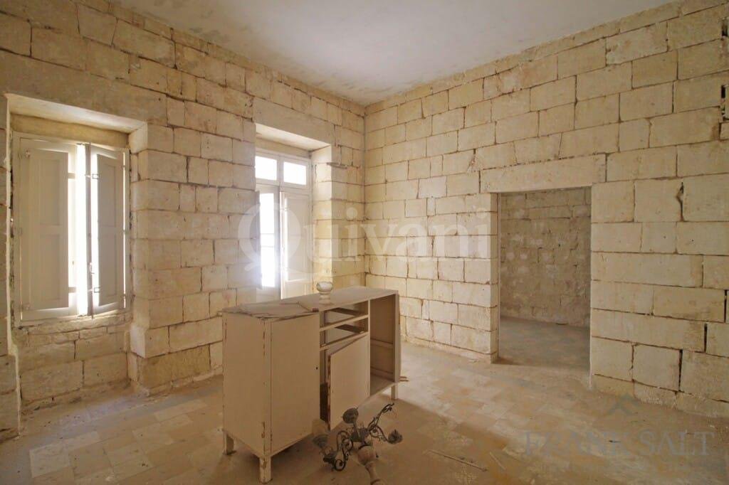 Vittoriosa Converted Townhouse