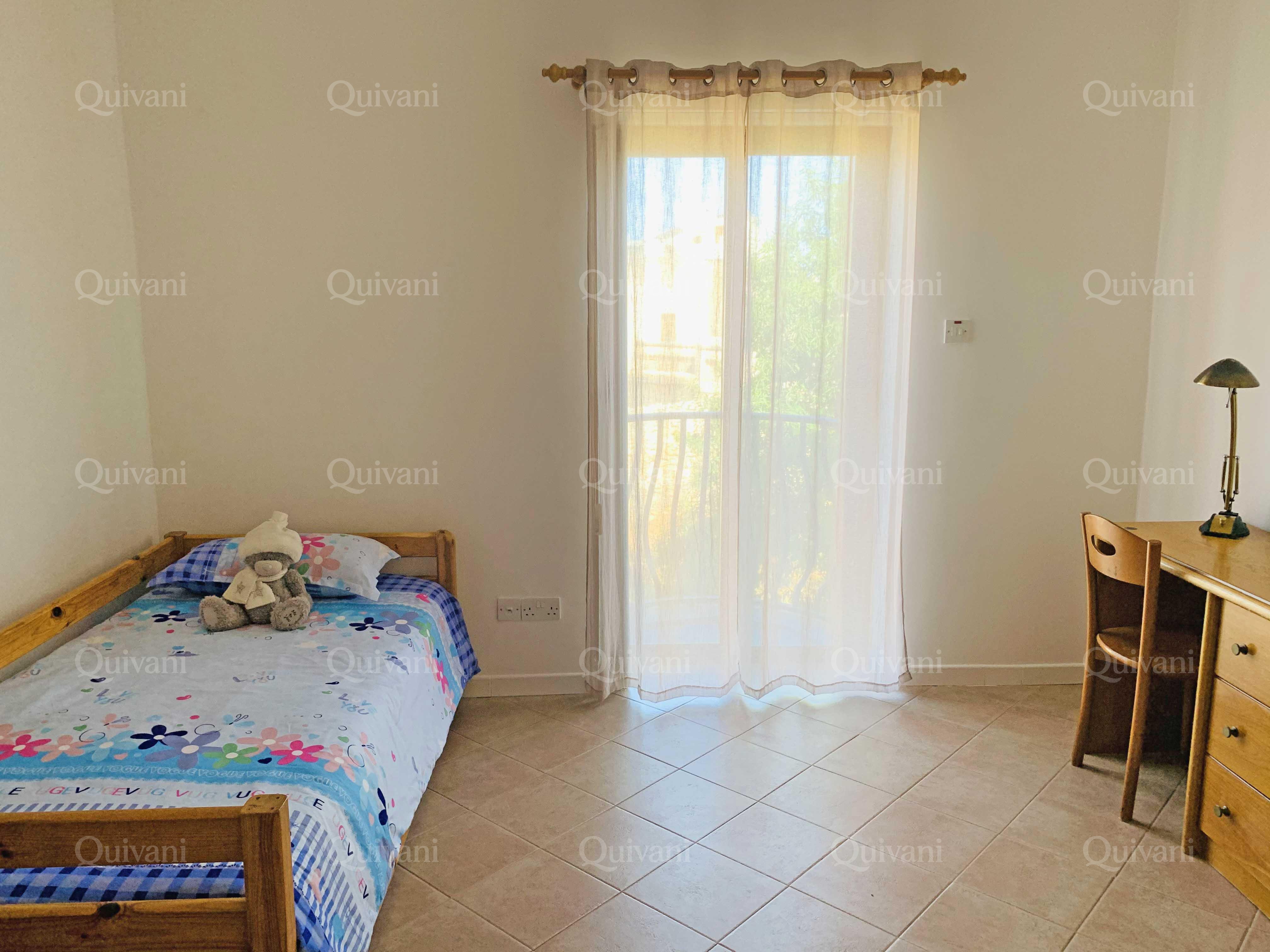 Qrendi, Furnished Maisonette