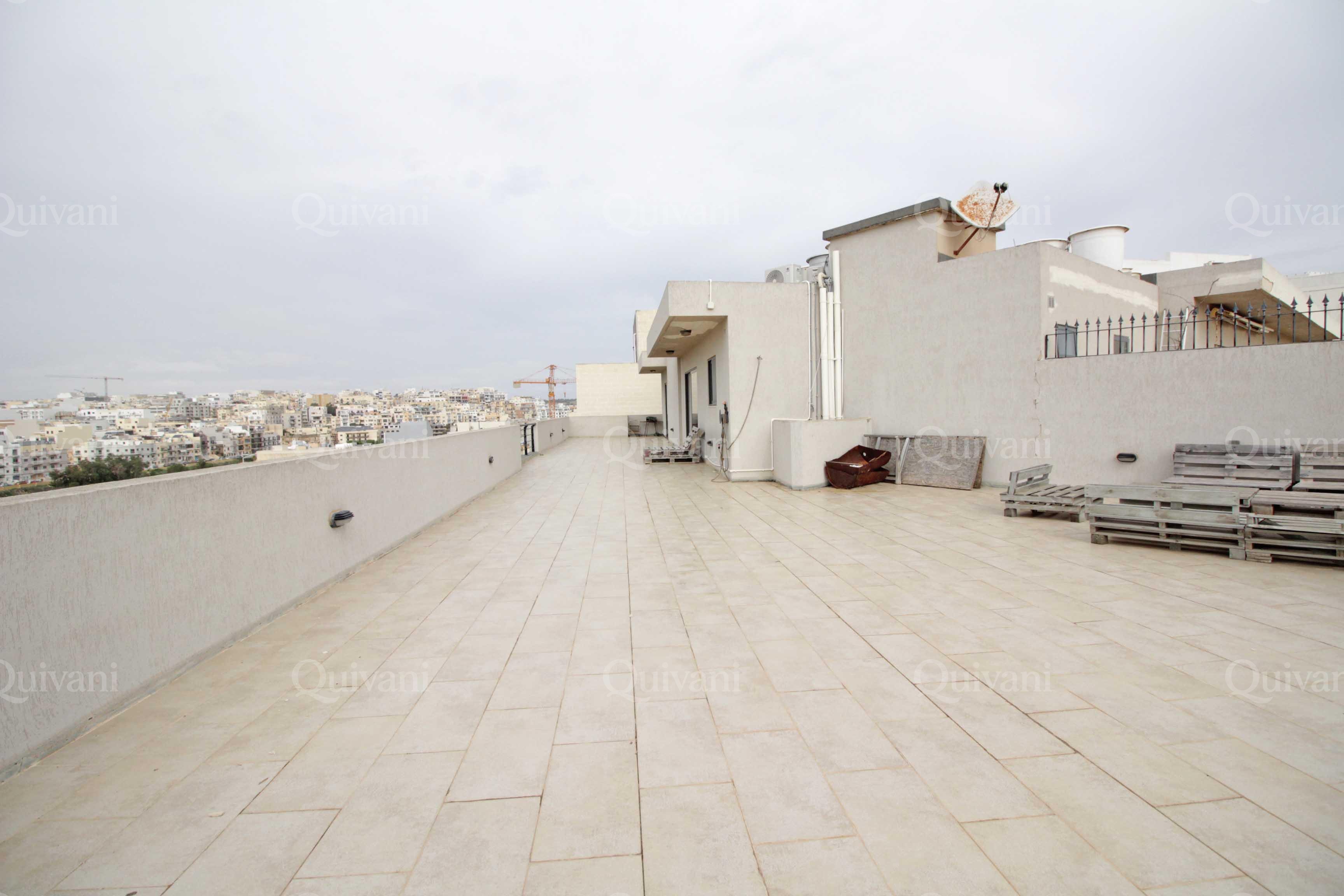 Marsascala, Furnished Penthouse