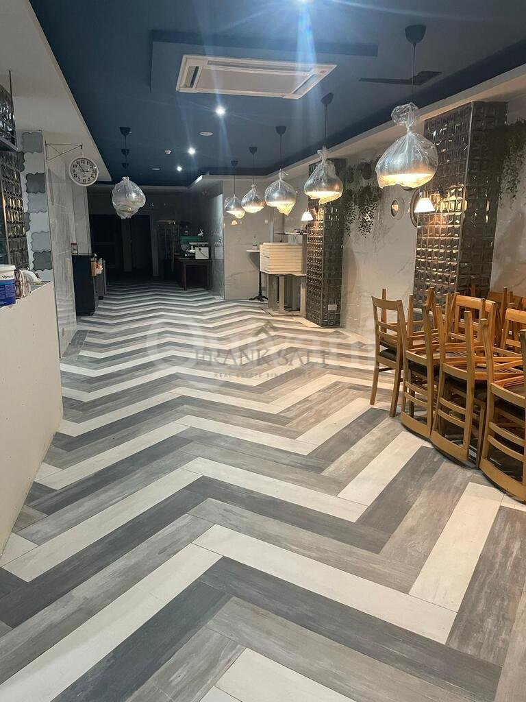 Bugibba, Finished Restaurant