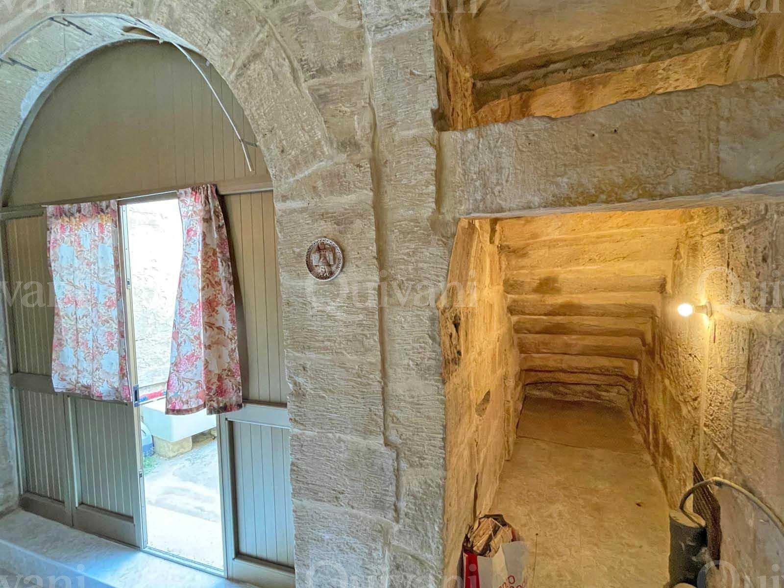 Zurrieq, Unconverted Townhouse
