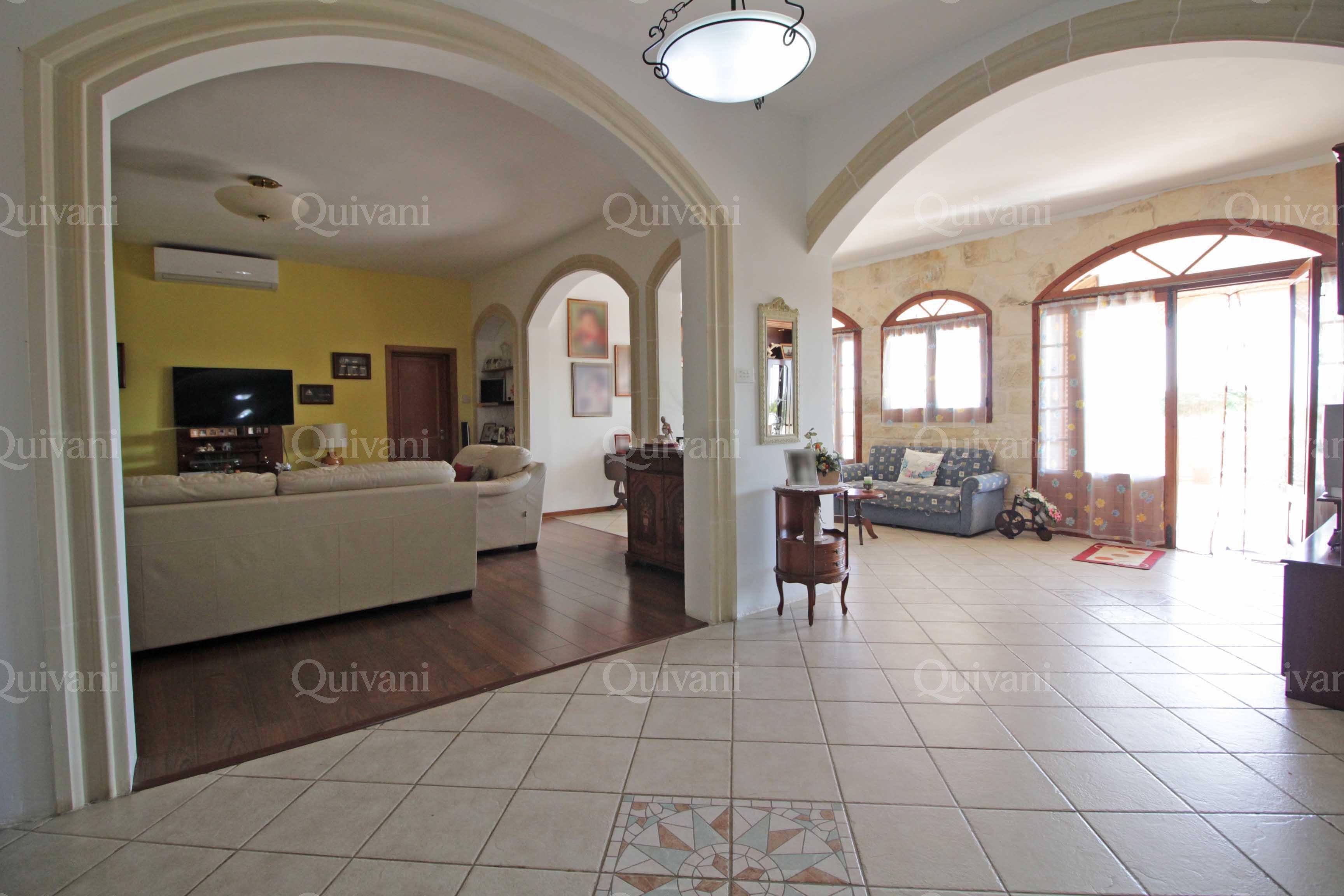 Xghajra, Converted Farmhouse