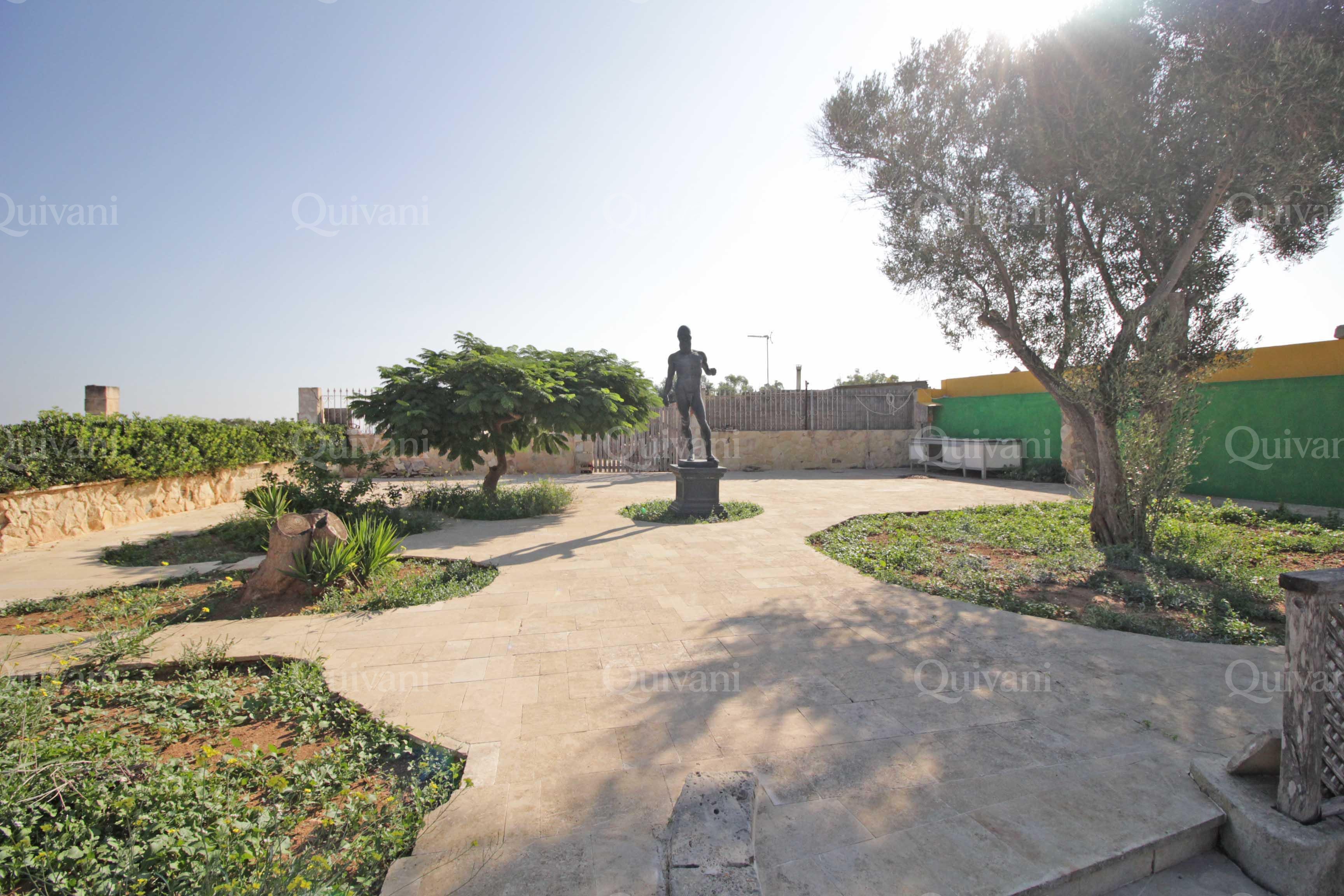 Xghajra, Converted Farmhouse