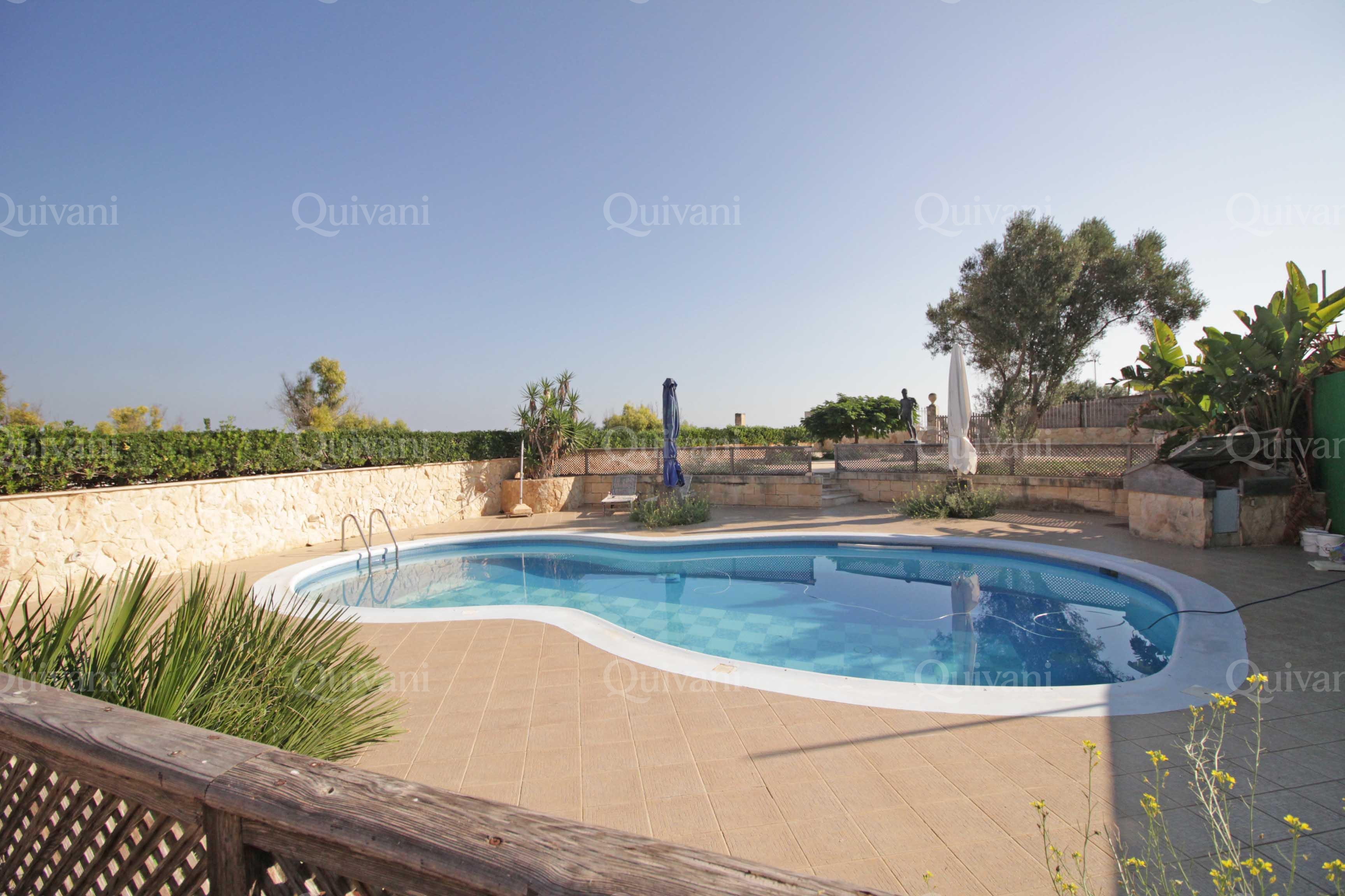 Xghajra, Converted Farmhouse